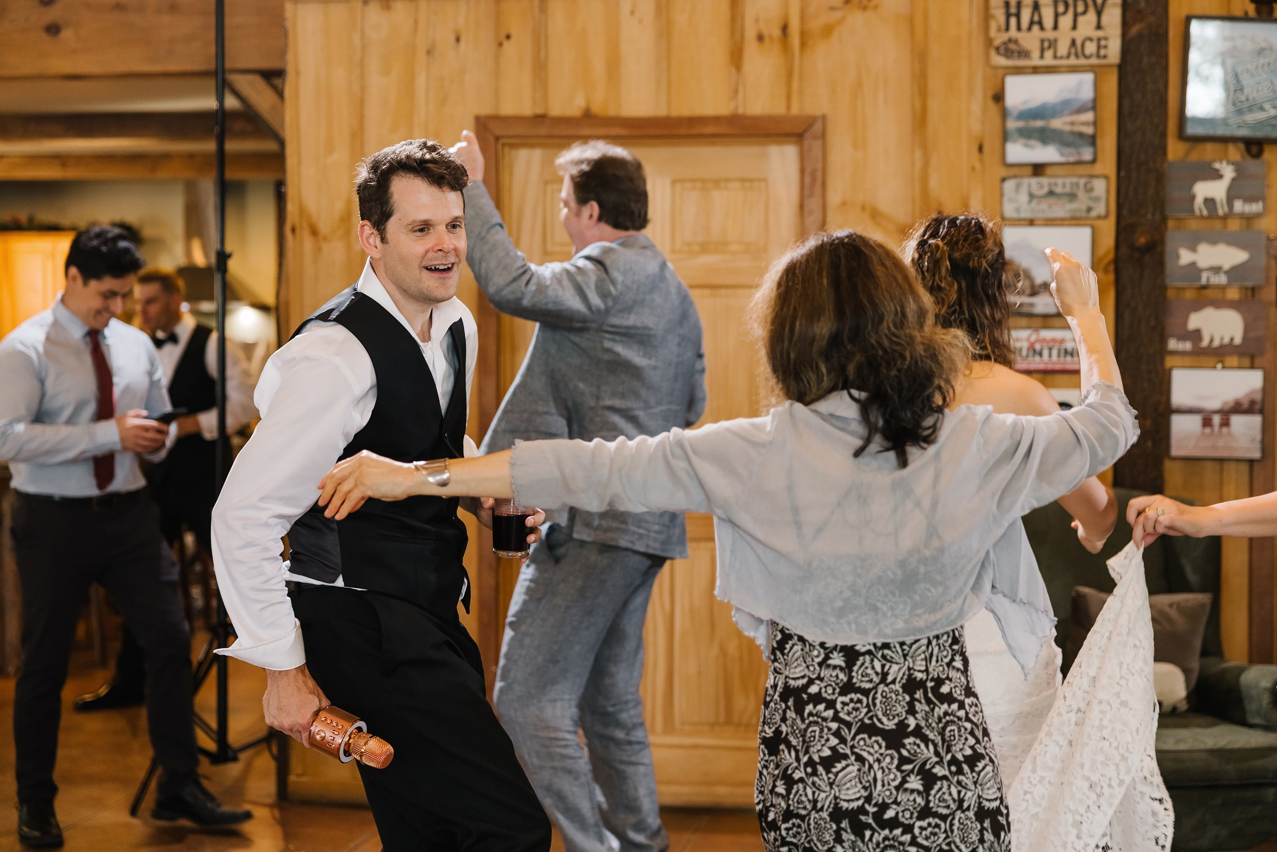 07.12.2025 Wedding. Wedding family event photographer in Chicago Nick Yushevich