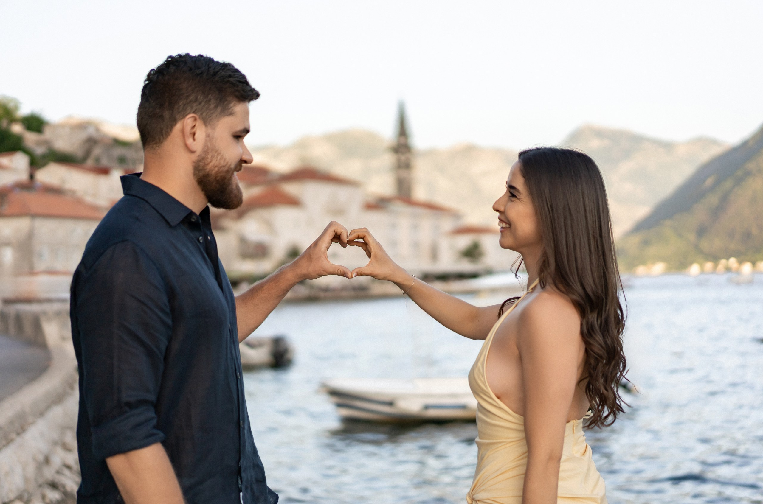 Perast Engagement Photoshoot. Bryllupsfotograf og videograf i Montenegro | Maria & Vasilii