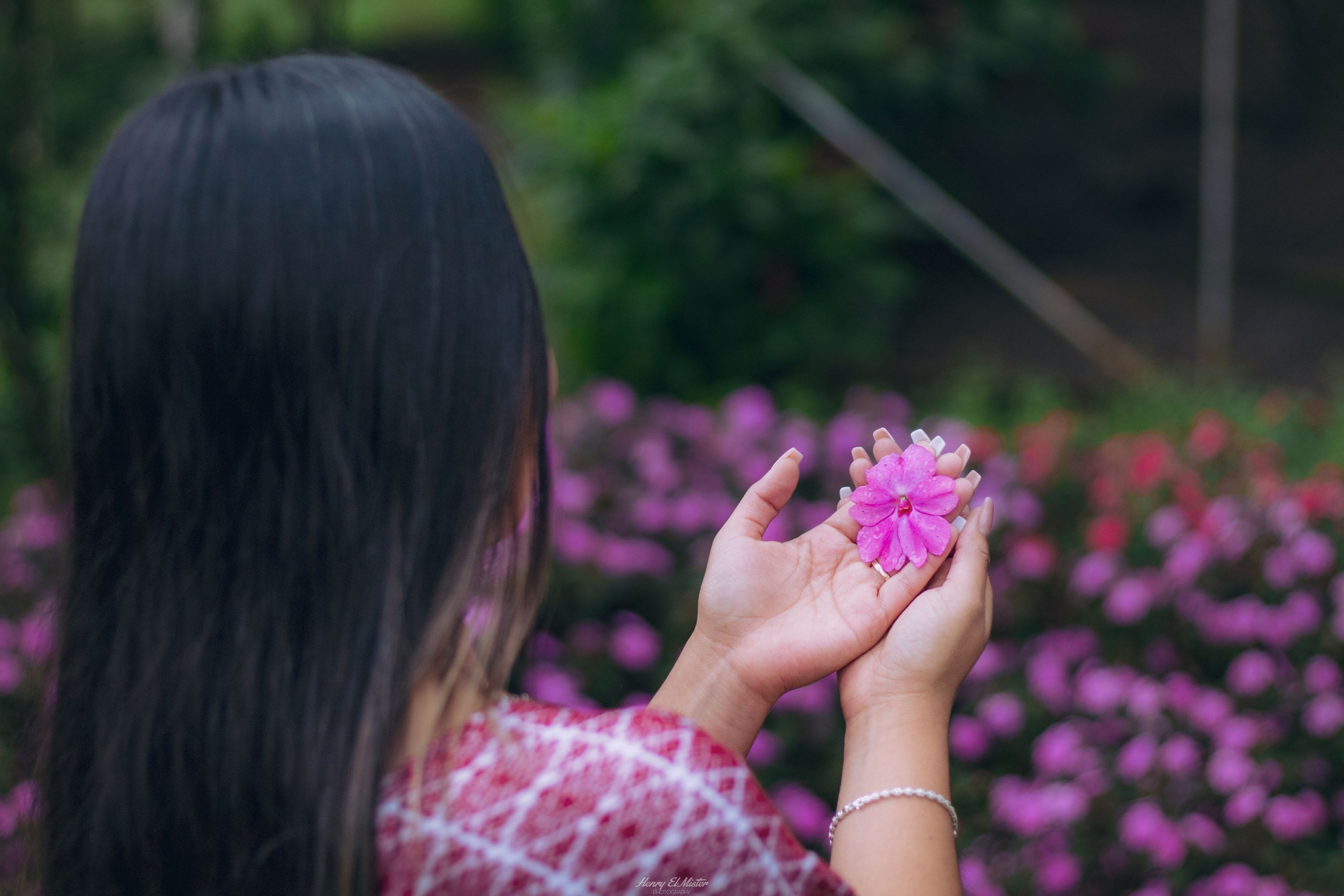 RETRATO. Henry Elmister fotógrafo de alta Verapaz Guatemala
