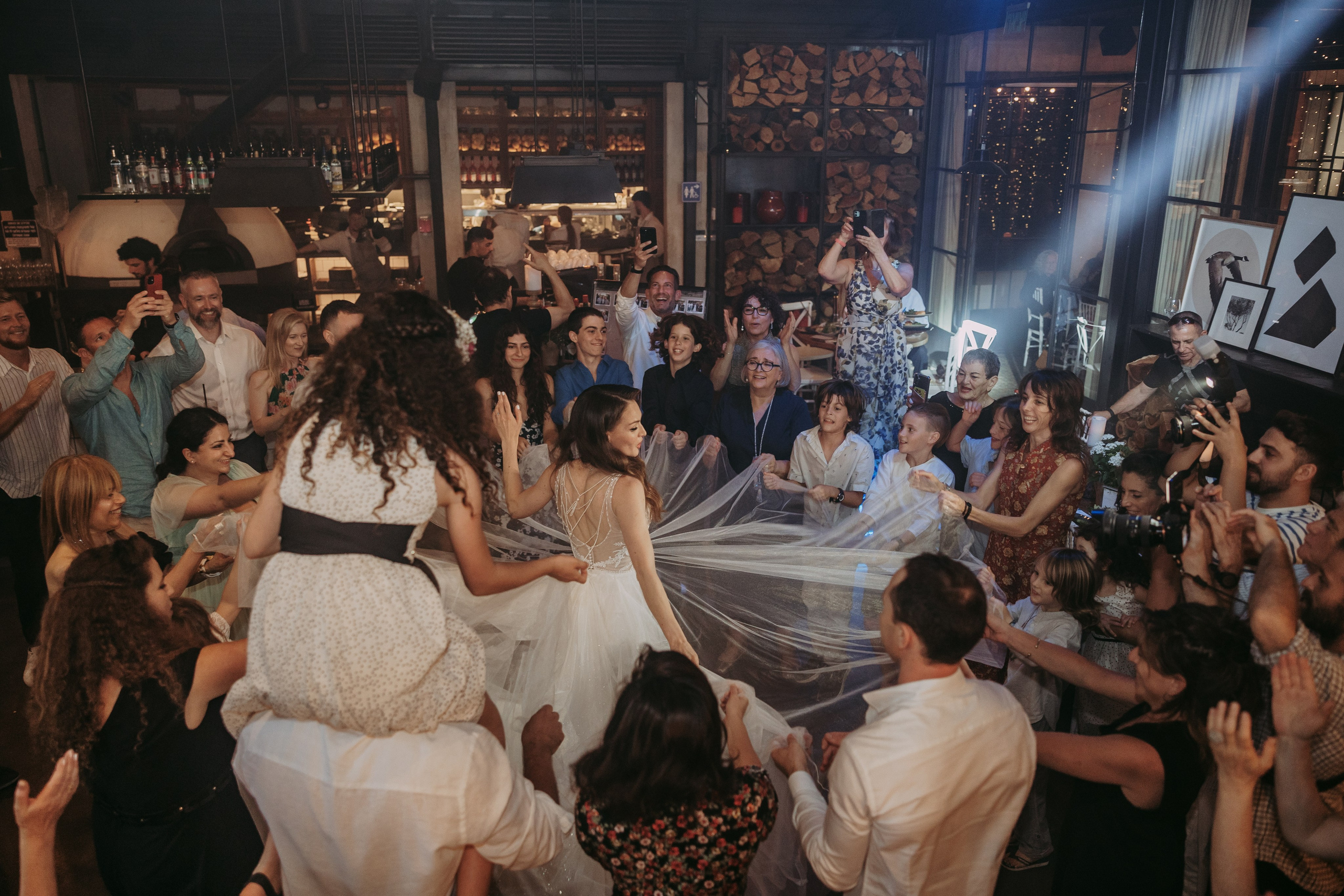 Yulia & Yaron — Wedding Day. George TLV — Professional photographer and retoucher in Israel