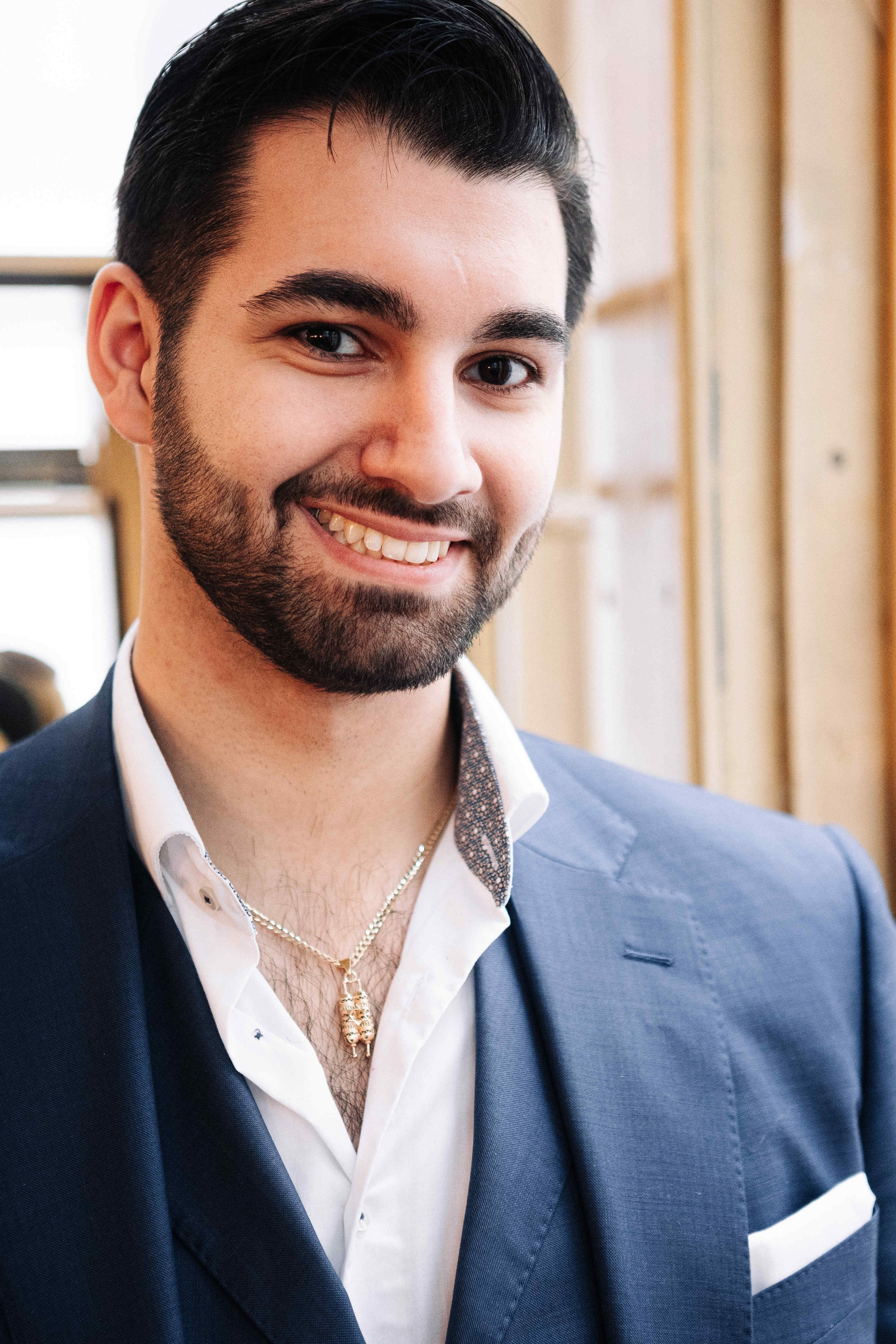 A LOVE STORY IN VIENNA. PHOTOGRAPHER IN ISRAEL