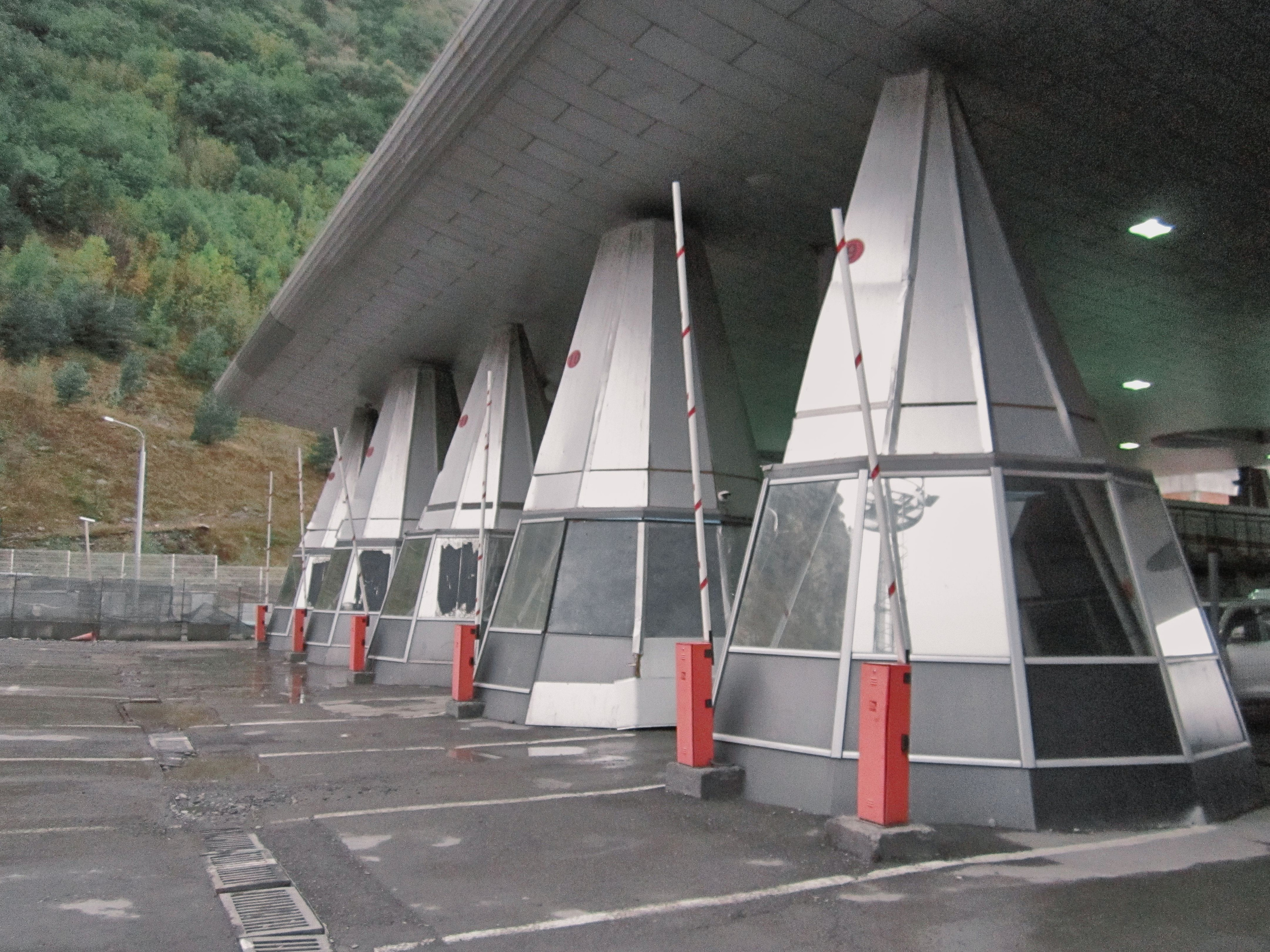 How we escaped. Egor Borie