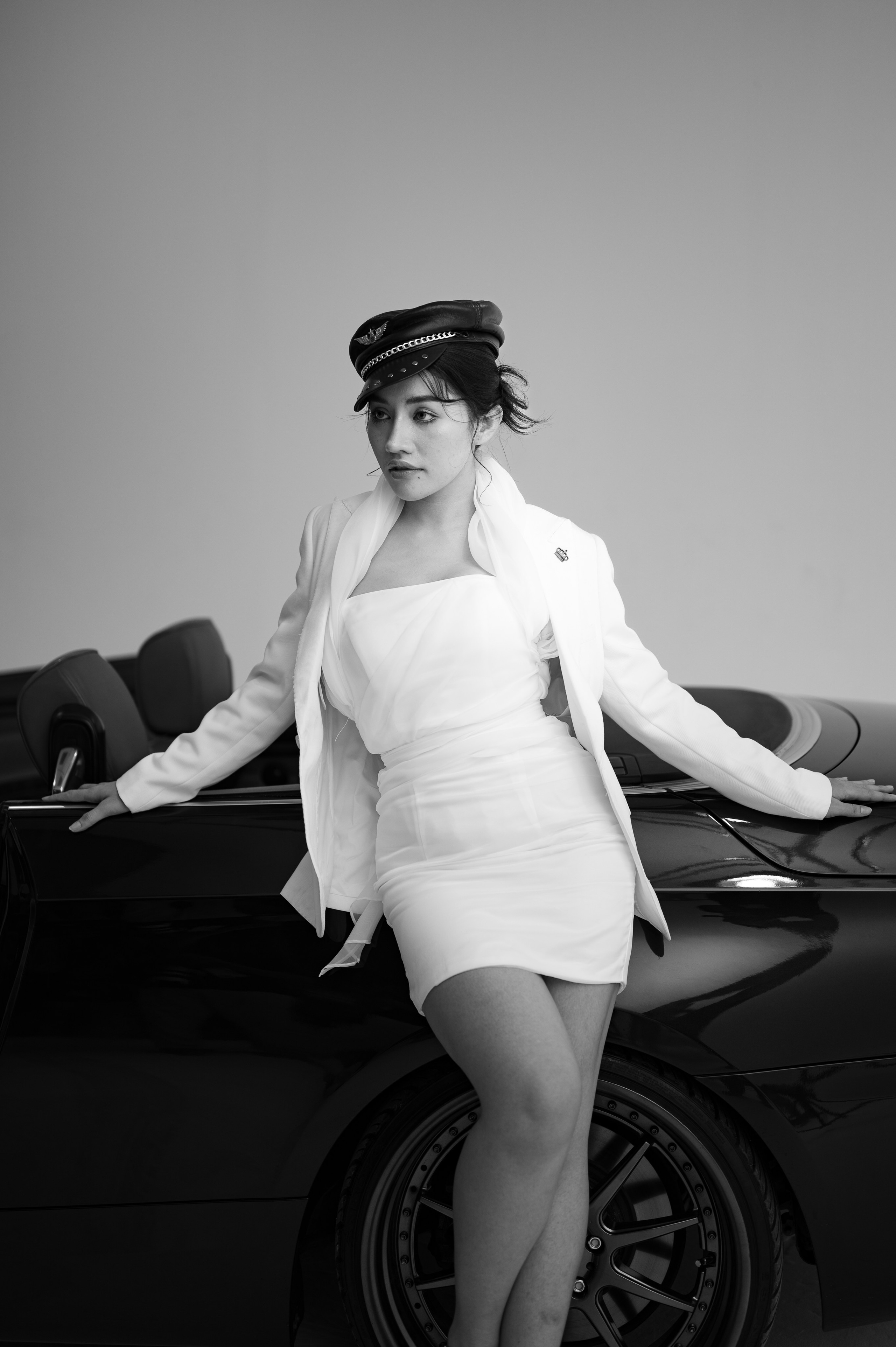 MODEL. Welcome to Excellent Media
