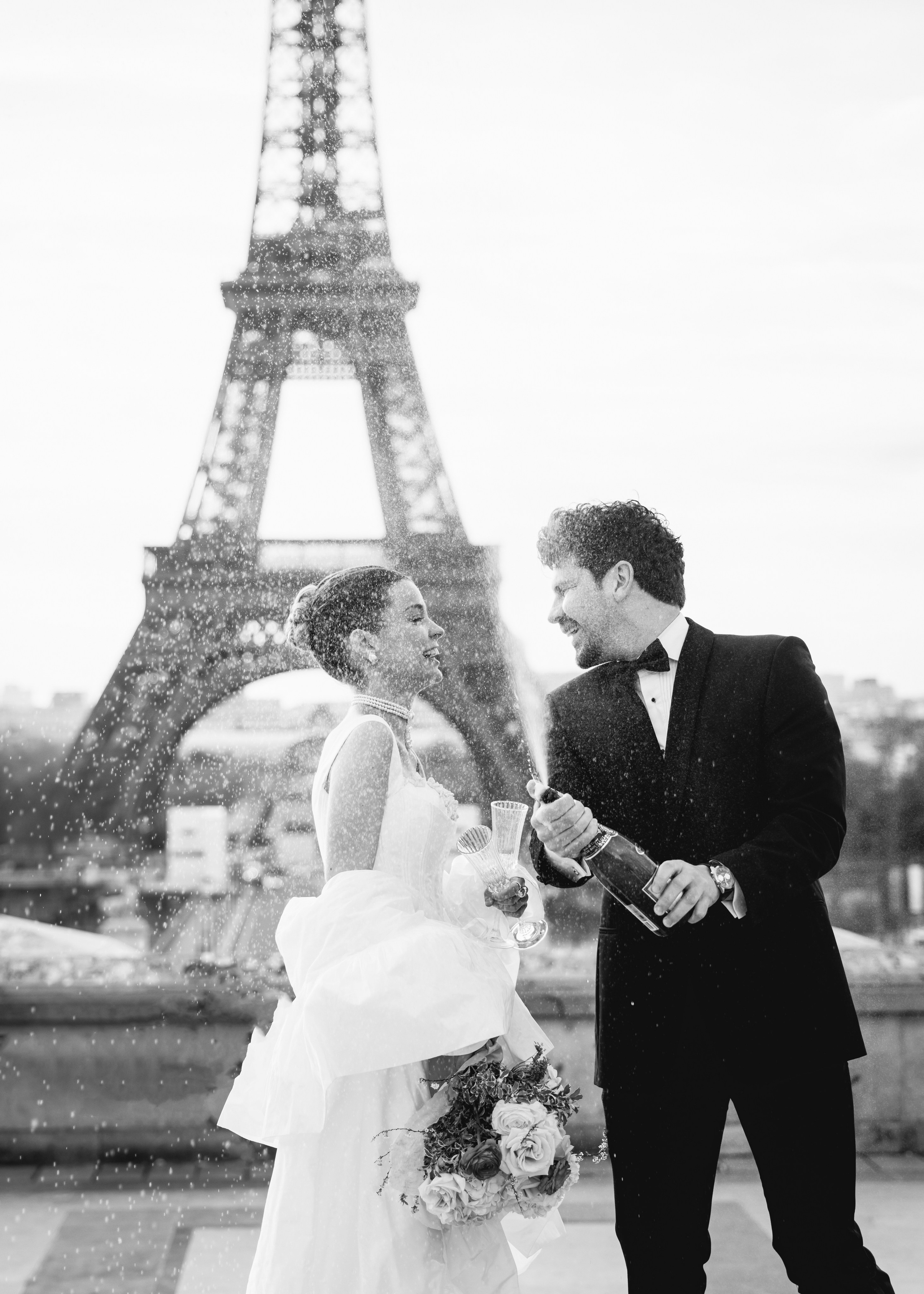 Paris. Professional wedding photographer in Copenhagen, Denmark — Julia Byron