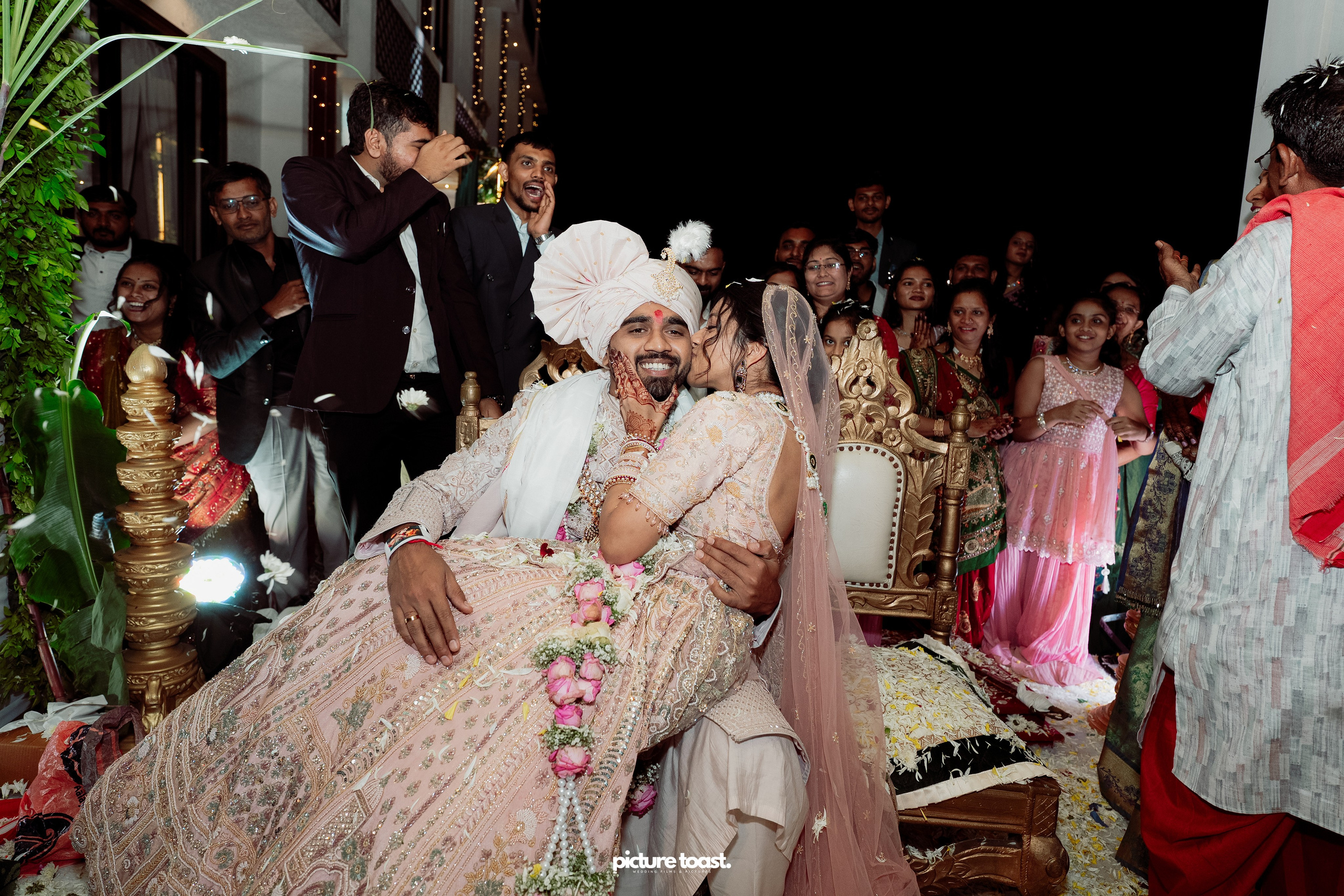 Gujarathi Wedding! Ft. Sahil & Thanima. Fine art Wedding Photographers in India & Canada