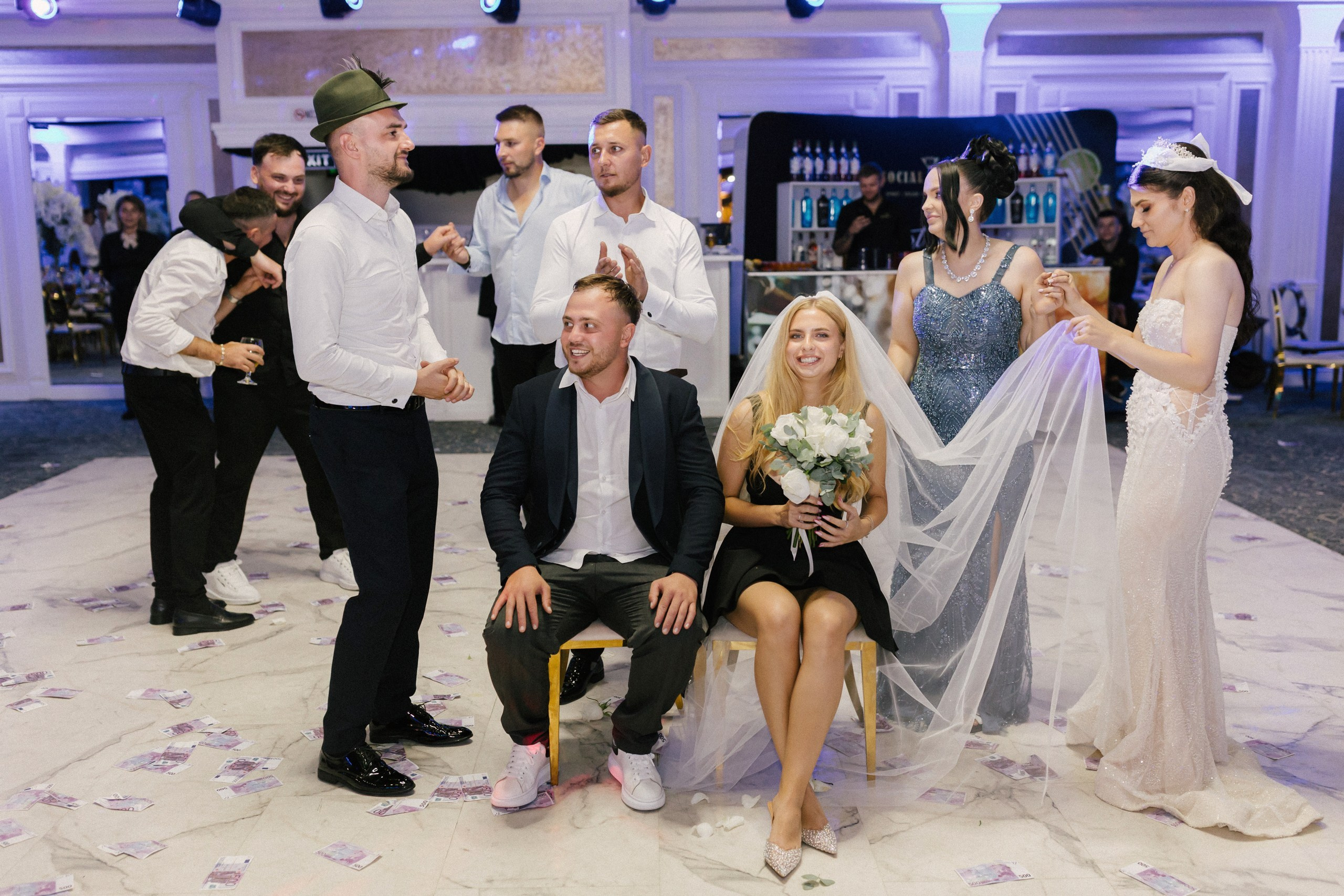 1. Mireasa Adriana în timpul pregătirilor de nuntă în Tudora Botoșani2. Costumul mirelui Ionuț fotografiat artistic în ziua nunții3. Prietenii mirelui la tradițiile de nuntă în Tudora4. Bărbieritul mirelui în cadrul obiceiurilor tradiționale de nuntă5. Fotografii de familie la biserică în ziua nunții6. Portret de familie cu mirii și copilul lor la nunta din Botoșani7. Primul dans al mirilor la Mariage Dor Baisa Botoșani8. Decor elegant de nuntă la Mariage Dor Baisa9. Emoții și tradiții la nunta din Tudora județul Botoșani10. Fotograf profesionist de nuntă în Botoșani surprinzând momente autentice - otograf-nunta-botosanifotograf-evenimente-botosanifotograf-profesionist-botosanifotograf-nunta-tudoranunta-tudora-botosanisedinta-foto-nunta-botosanipoze-nunta-botosanifotografii-nunta-tudorafotograf-cununie-religioasa-botosanibiserica-sfintii-imparati-constantin-si-elena-tudoramariage-dor-baisa-botosanirestaurant-nunta-botosanidansul-mirilor-mariage-dorpregatiri-mire-botosanipregatiri-mireasa-botosanitraditii-nunta-moldovaobiceiuri-nunta-tudorafotograf-familie-nunta-botosaniportret-miri-botosanigalerie-foto-nunta-botosanialbum-foto-nunta-botosaninunta-eleganta-botosaninunta-cu-traditii-botosanifotograf-premium-nunta-botosaniservicii-foto-video-botosanipoveste-de-nunta-botosanifotograf-documentar-nuntafotograf-natural-emotionalmiri-ionut-si-adriananunta-autentica-tudora -otograf-nunta-botosanifotograf-nunta-tudoranunta-tudora-botosanifotograf-evenimente-botosanifotograf-profesionist-botosaniservicii-foto-video-botosanigalerie-foto-nunta-botosanialbum-foto-nunta-botosani - nunta-autentica-botosaninunta-cu-traditii-botosanipoveste-de-nunta-botosanifotografii-emotionante-nuntamomente-autentice-nuntafotografie-documentara-nuntafotograf-natural-nunta- pregatiri-miri-tudorabiserica-tudora-botosanicununie-religioasa-tudoramariage-dor-baisa-botosanipetrecere-nunta-botosanivalsul-mirilor-botosani - alino-foto-studio-botosaniionut-si-adriana-nunta-tudorafotograf-alin-chirila-botosani