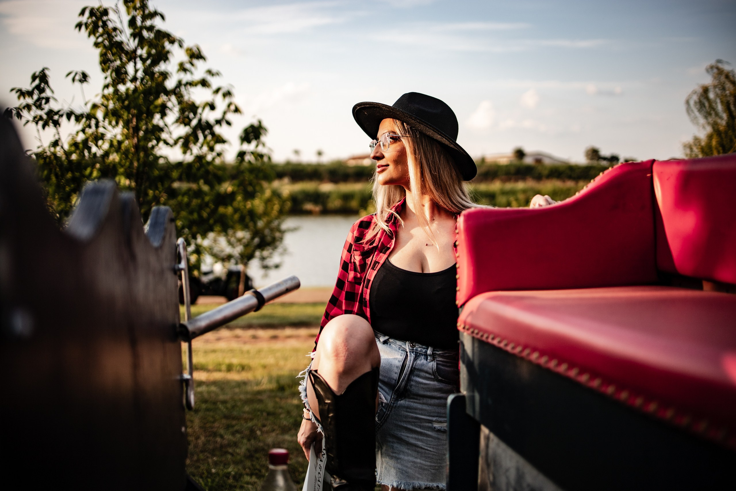 Save the Date. Acasă