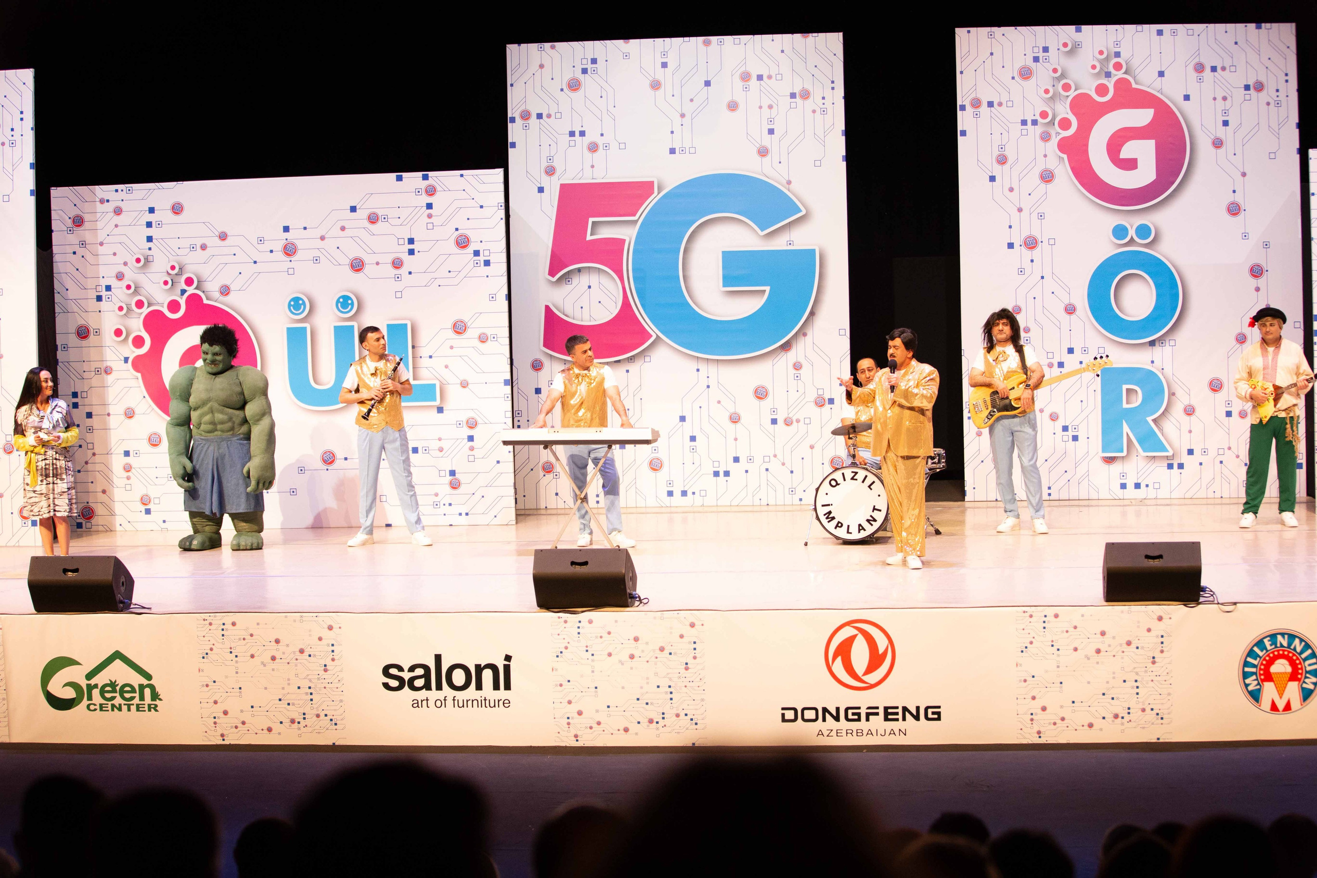 PLANET PARNI IZ BAKU. Wedding&Event photographer Ismail Rzayev in Baku