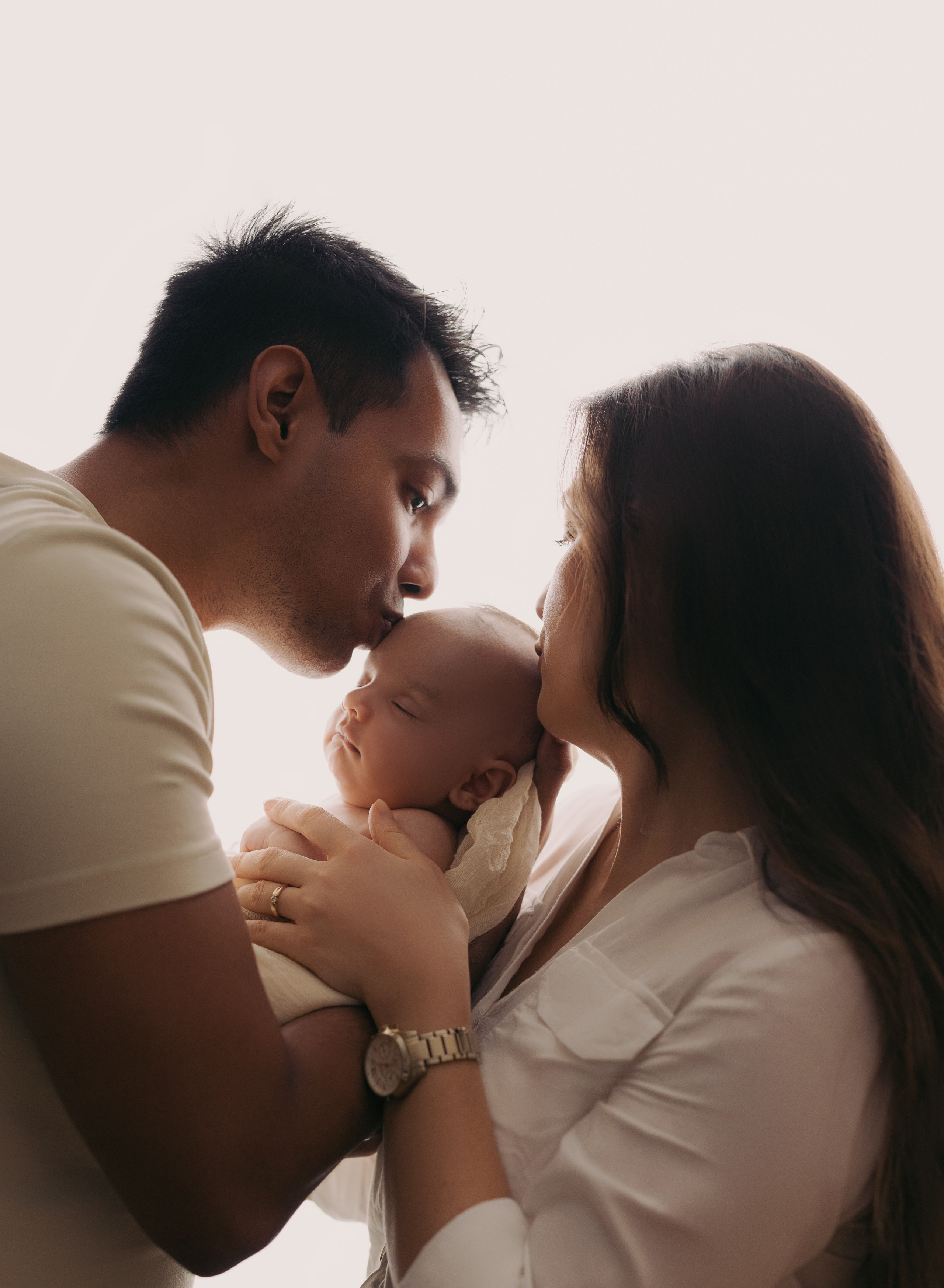 Newborn Classic. Newborn, kids, family photographer based near Zurich, Switzerland