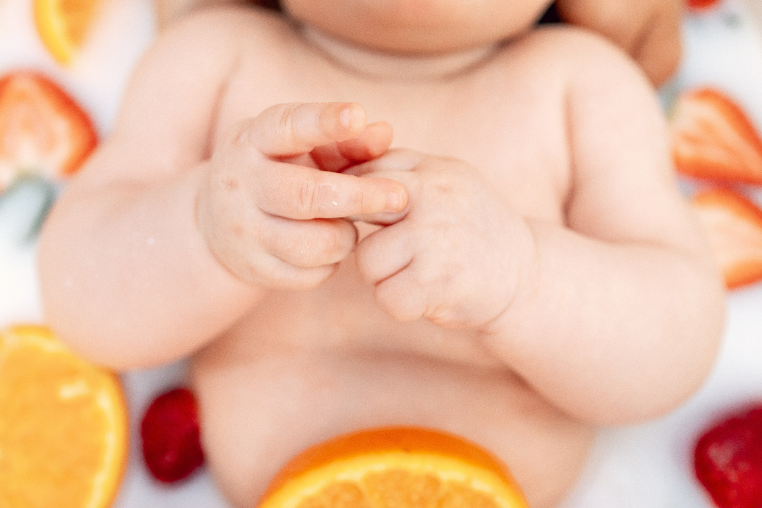 Milk bath. Anaeliseevaphoto.com