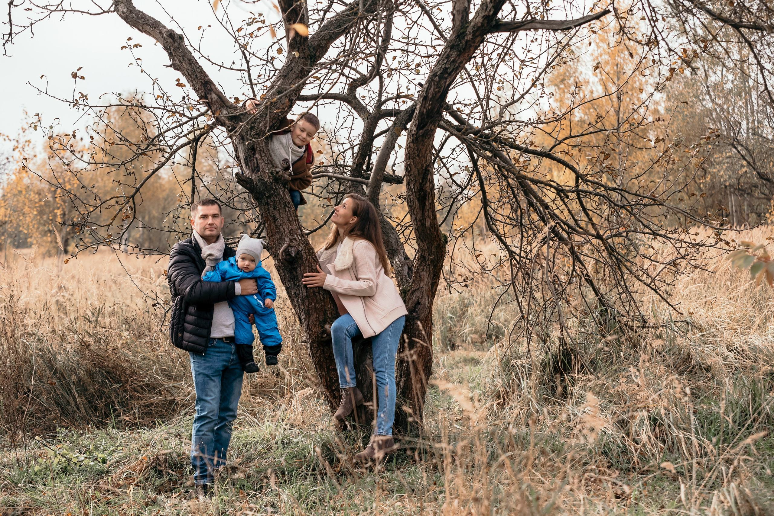 FAMILY WEEKEND. Anastasiia Antoniuk portrait, family and couple photographer, Portugal