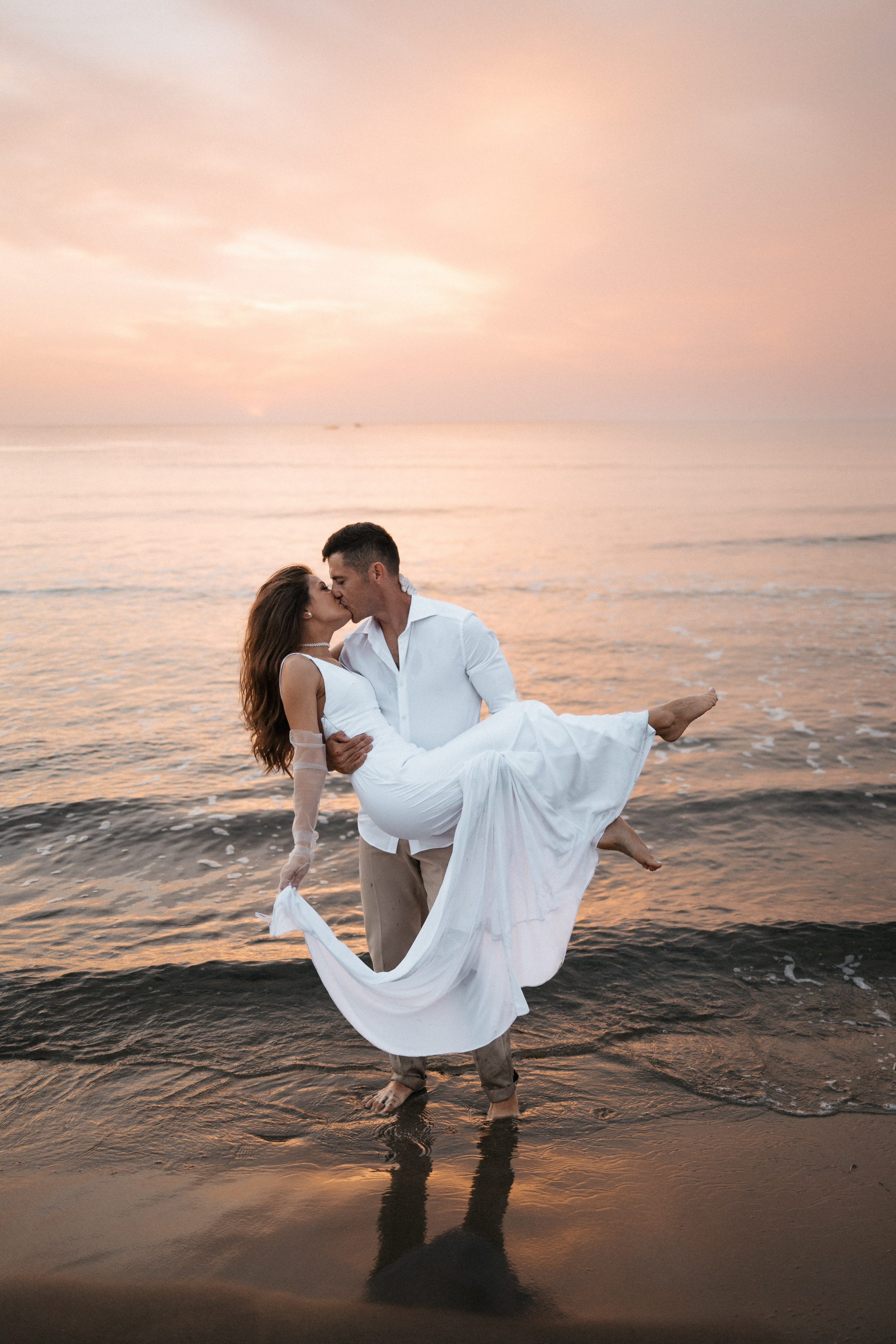 Irina & Victor. Photographer Alina Sparrow