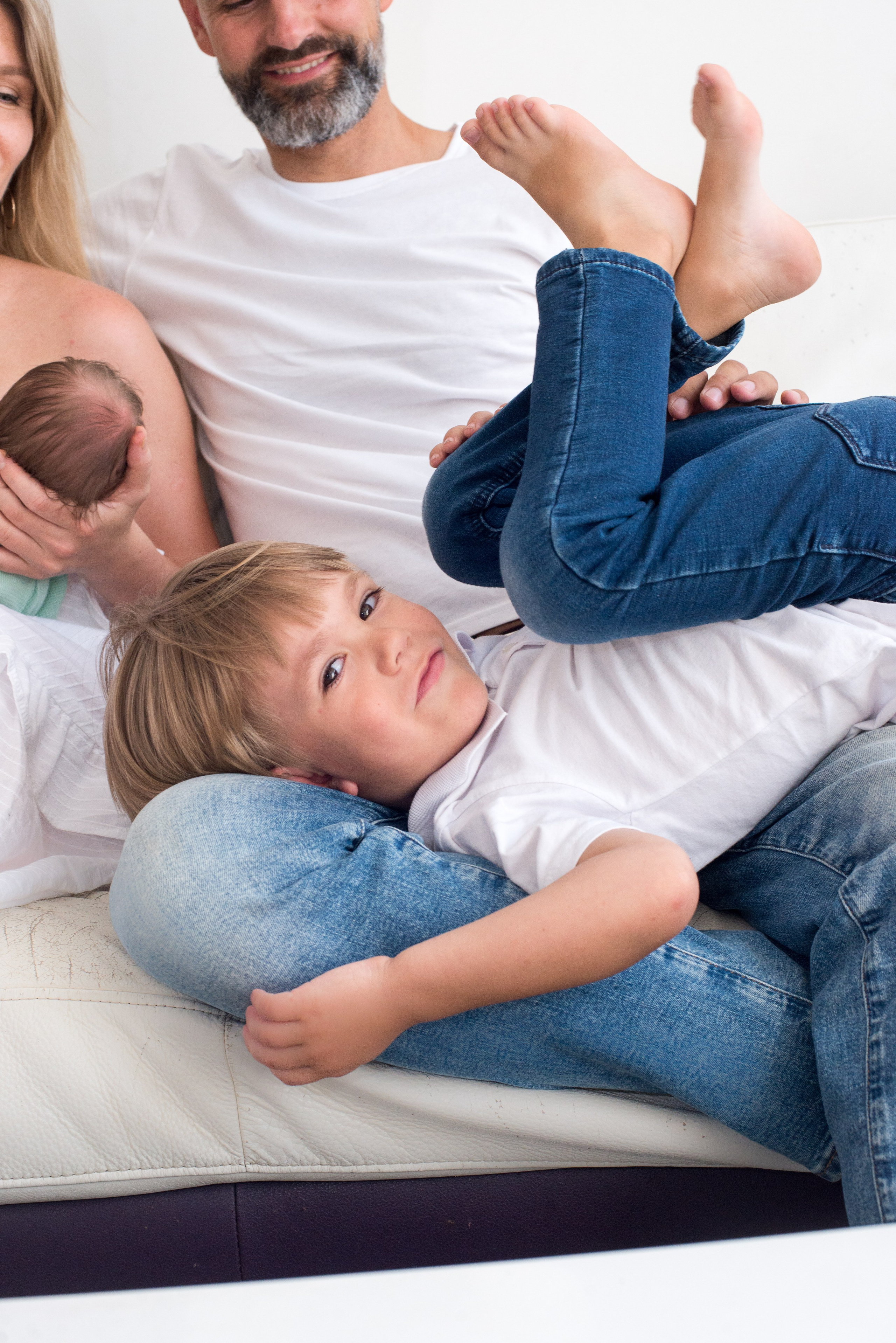 Катя, Андрей Мирон и Лео. Визуальный брендинг