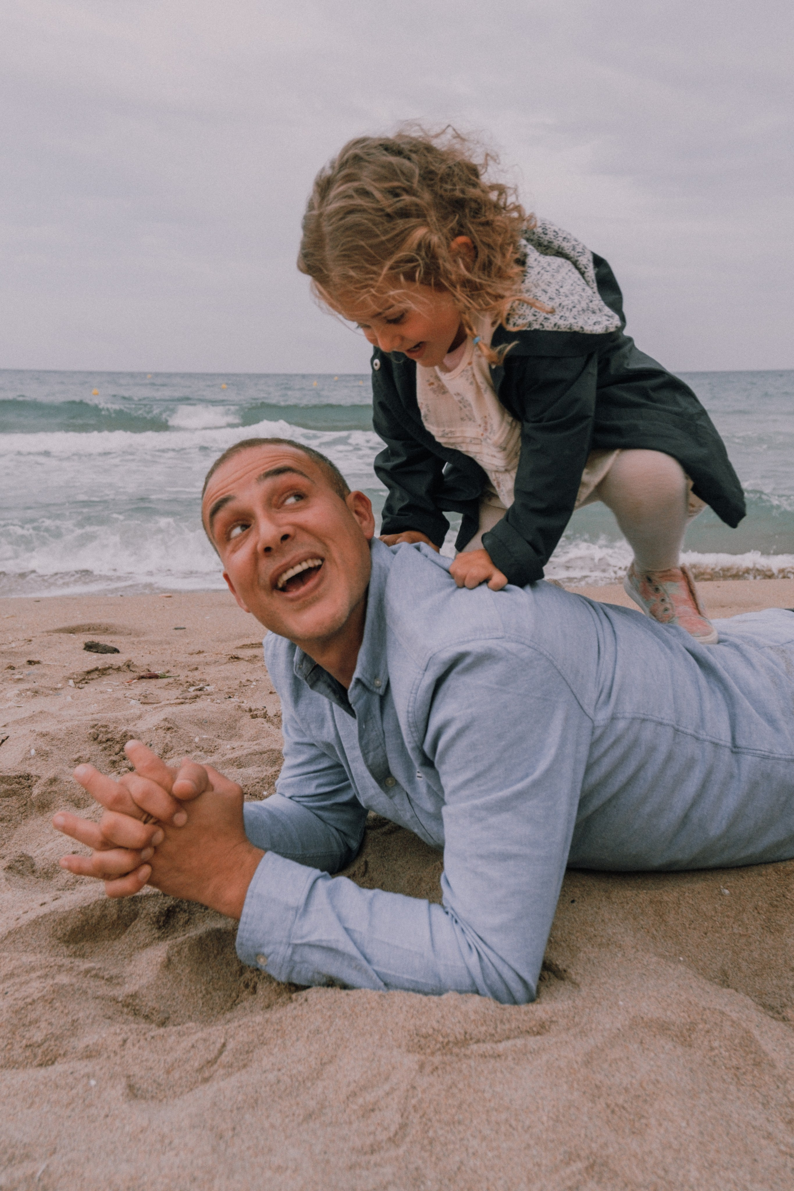 Семейная фотосессия на пляже. Профессиональная фотосъемка в Калафелле — Елена Медведева