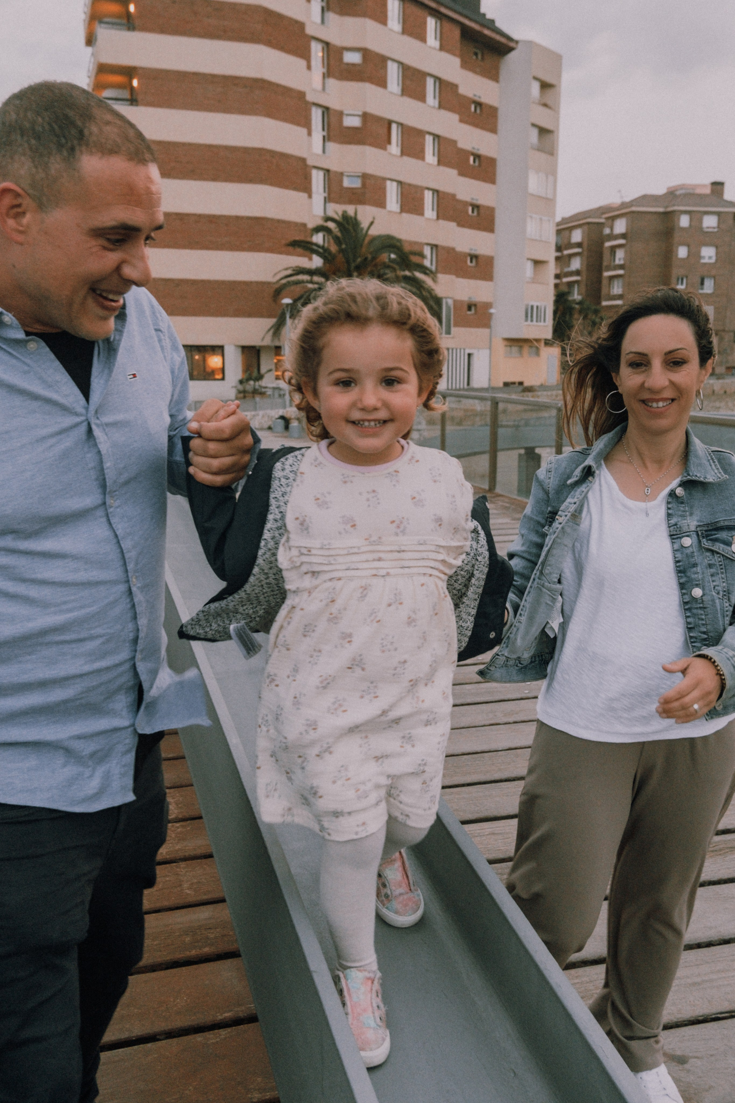 Семейная фотосессия на пляже. Профессиональная фотосъемка в Калафелле — Елена Медведева