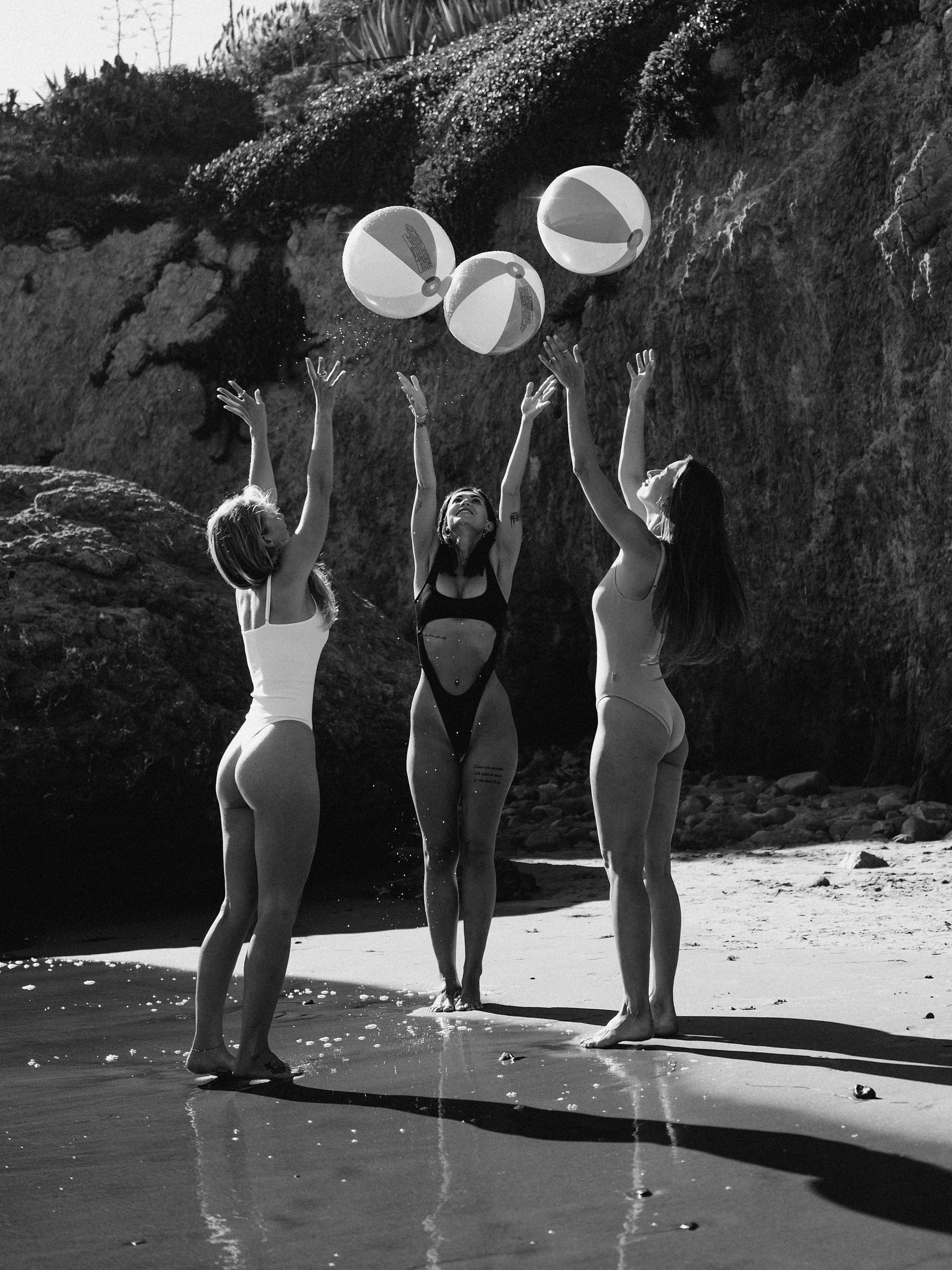 Girls Beach. Mariia Ermakoava