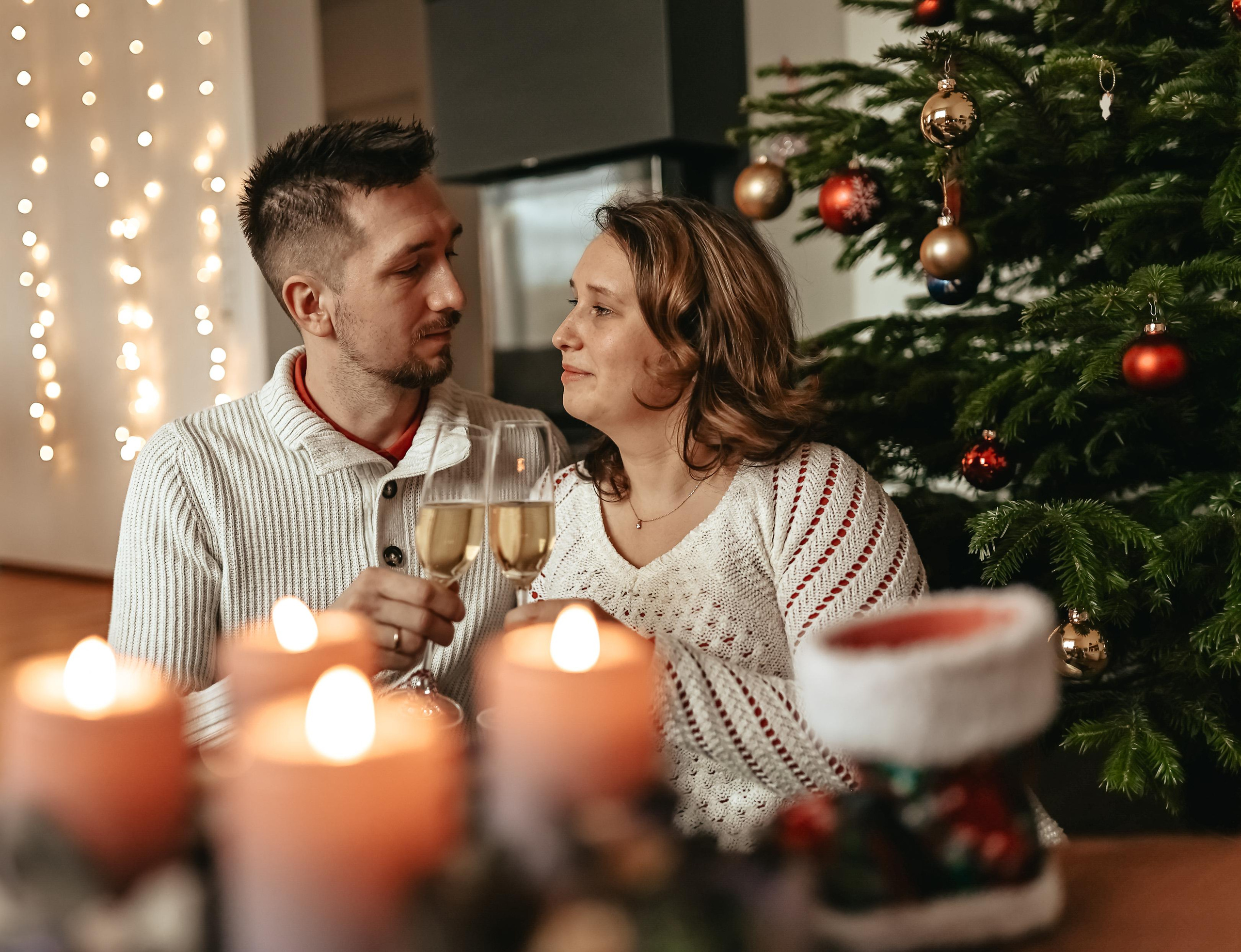 Weihnachtsfotos – Festliche Familienfotos & Portraits | Albina Vaniyants. Professionelle Familienfotografie, Kinderfotografie und Portraitfotografie in Linz, Oberösterreich - Albina Vaniyants, Fotografin aus OÖ