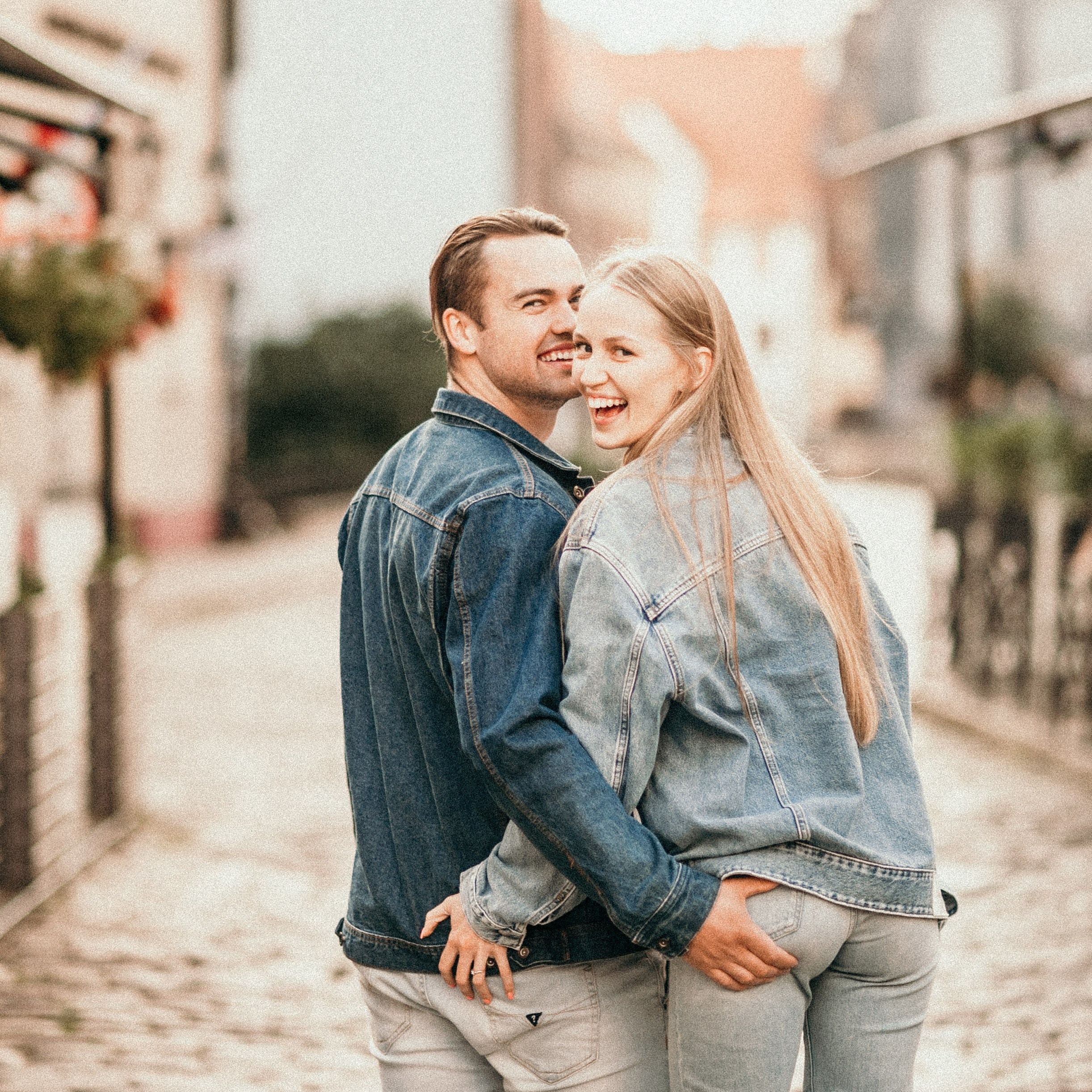 Лавстори в Риге. Свадебный и семейный фотограф в Риге Игорь Давидович