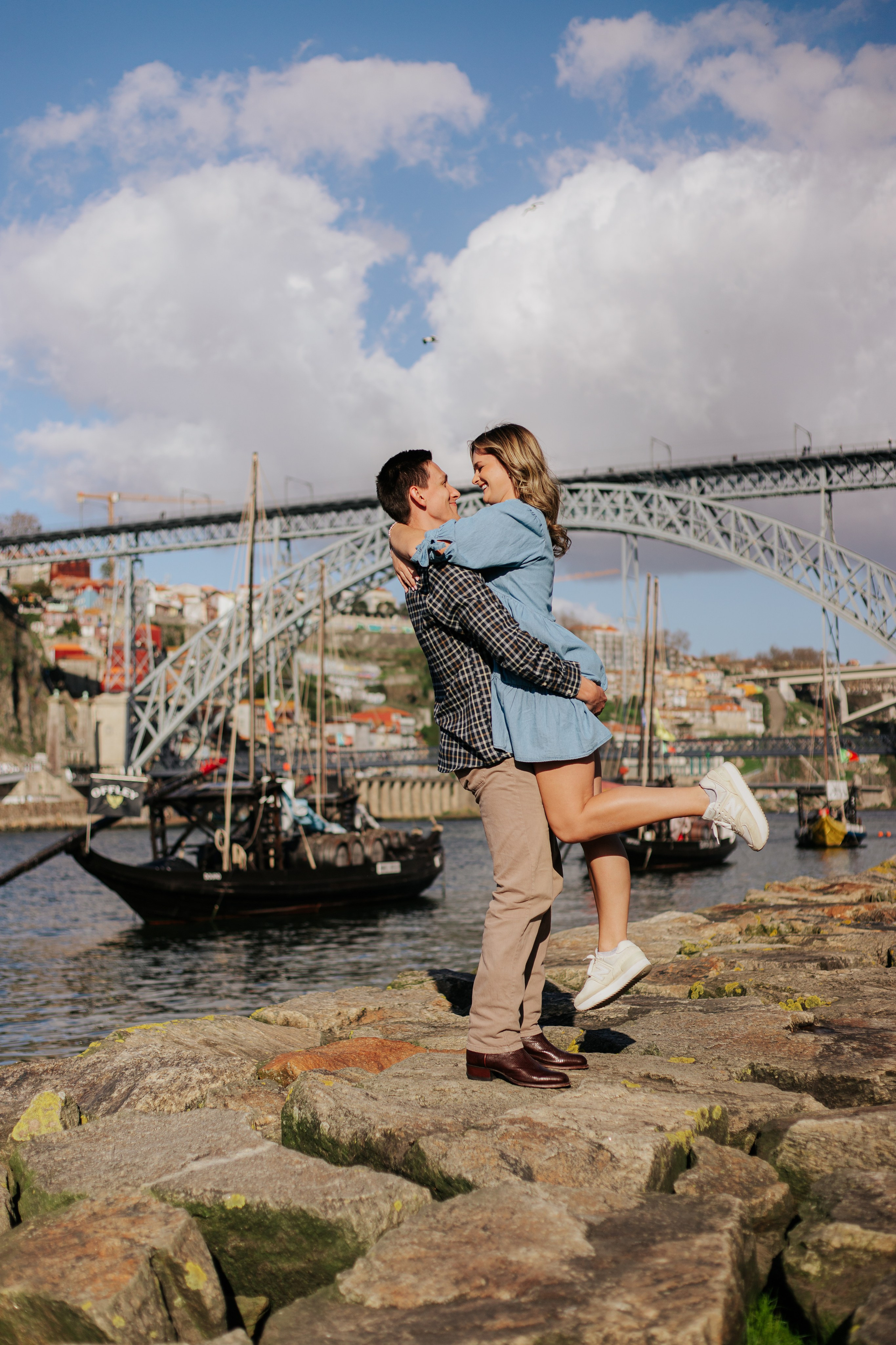 Jamie Gregg. Davi Valente