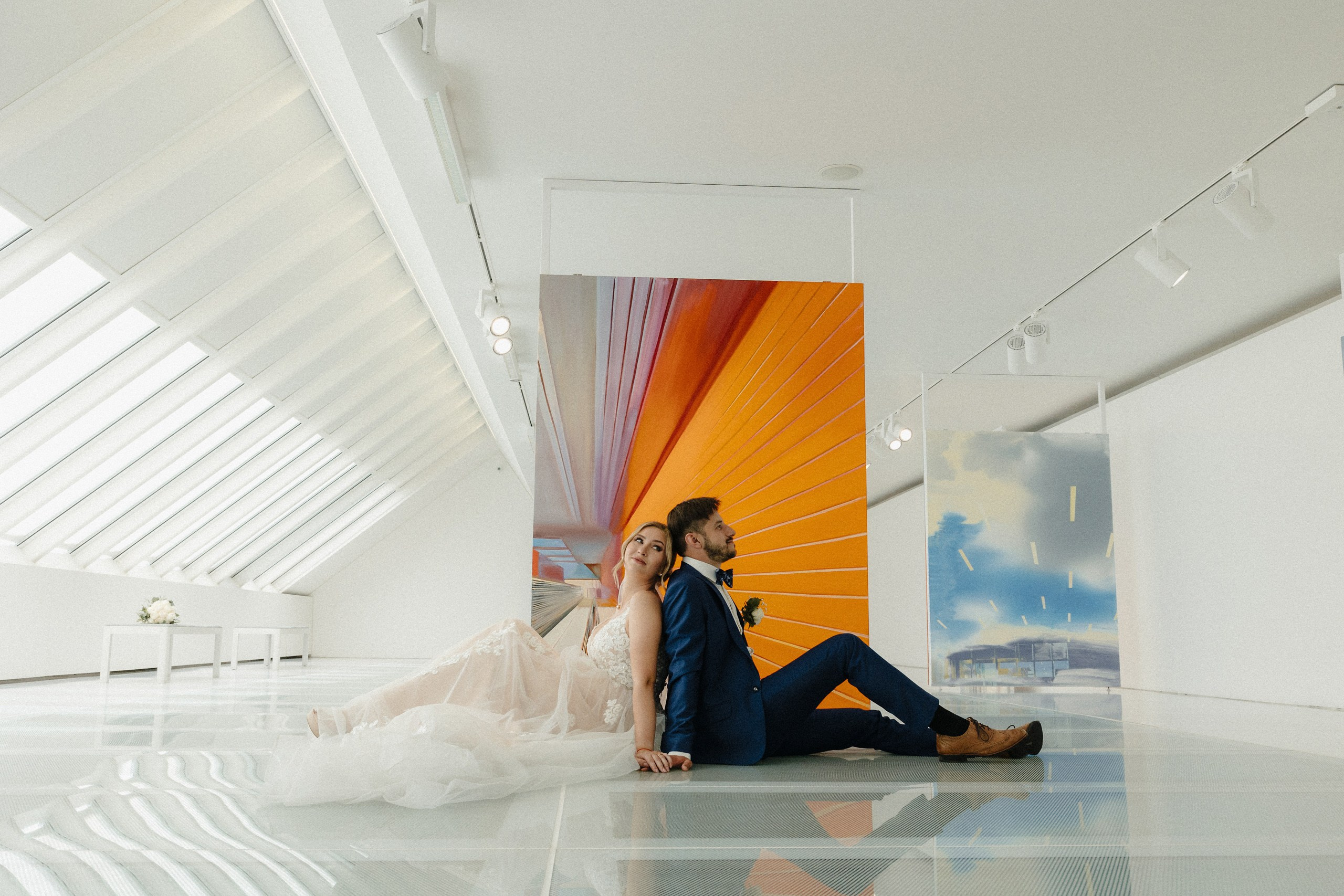 Свадебная фотосессия в Музее Искусств и Альберта Муйже. Евгений Тимофеев | Свадебный и контент-фотограф и видеограф в Риге