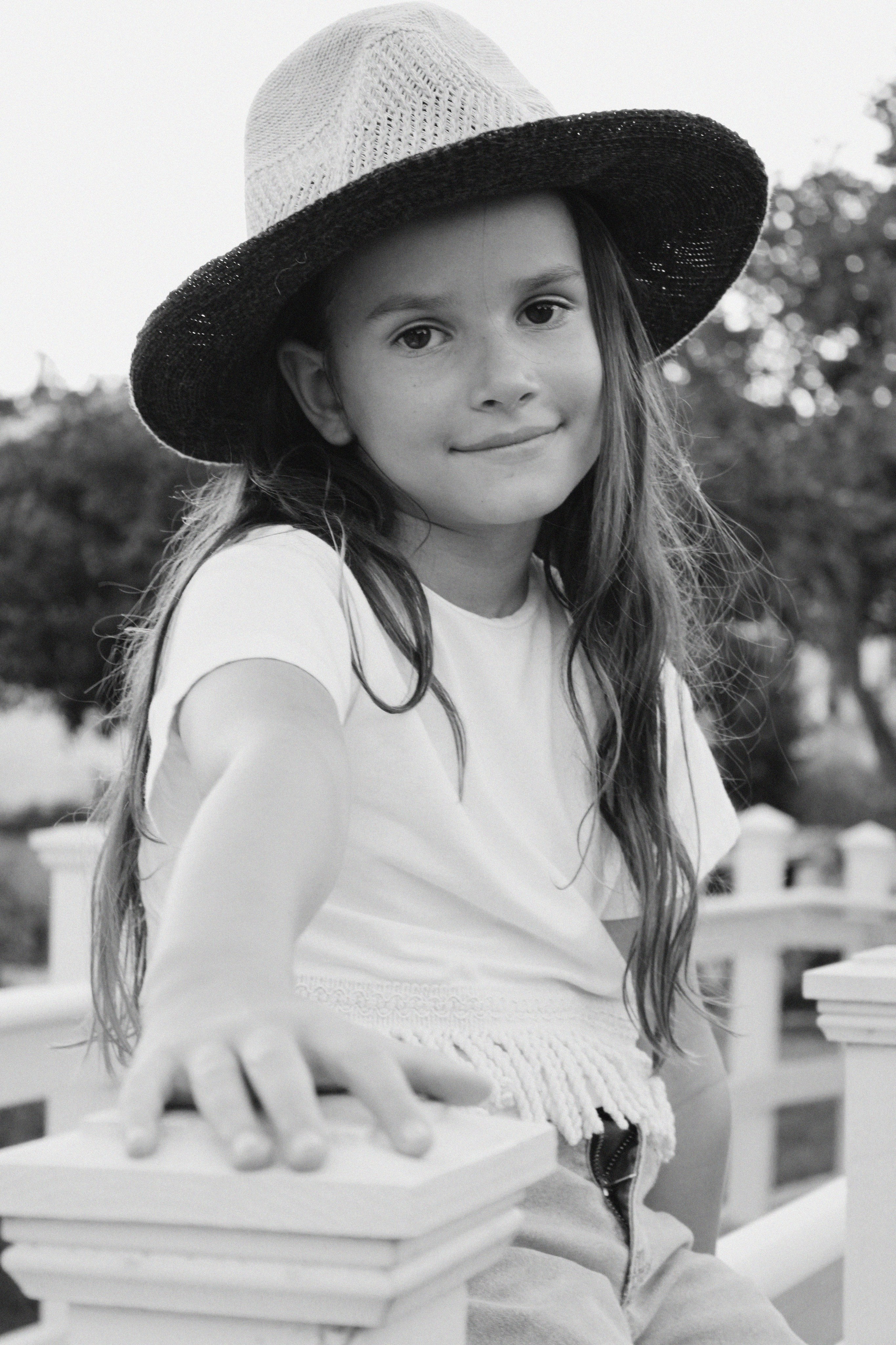 Texas Countryside Family Photoshoot in Cowboy Style. Lana Petrychenko — Portrait & Family Photographer. Valencia, Spain