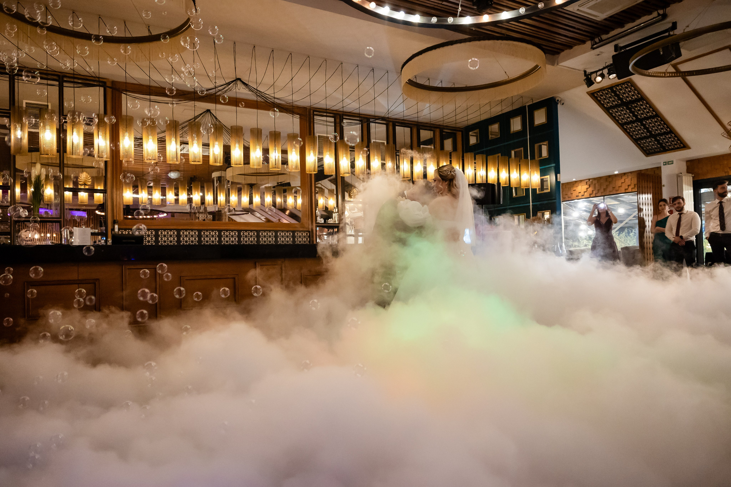 Nunta Velveto Pool. MDimaFotoStudio. Fotograf de nuntă, evenimente private și de familie