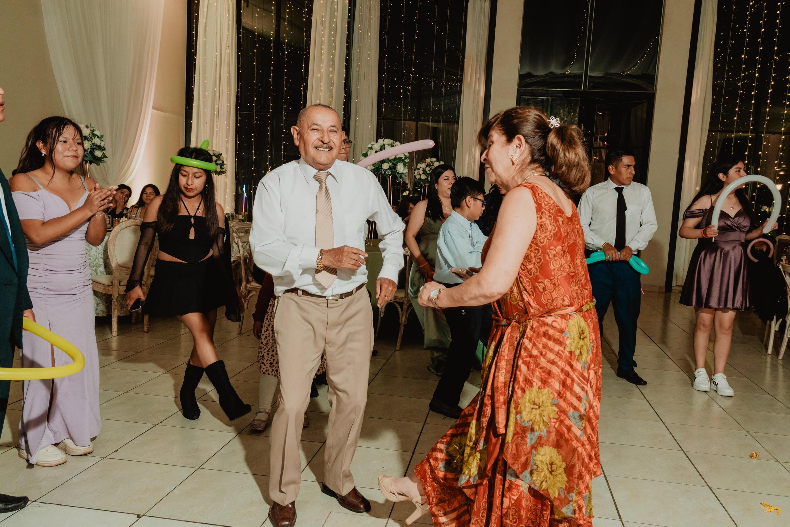 FERNANDO + MARIBEL | BODA RELIGIOSA. Studio KVTA | Fotografía y Video de Bodas en Arequipa