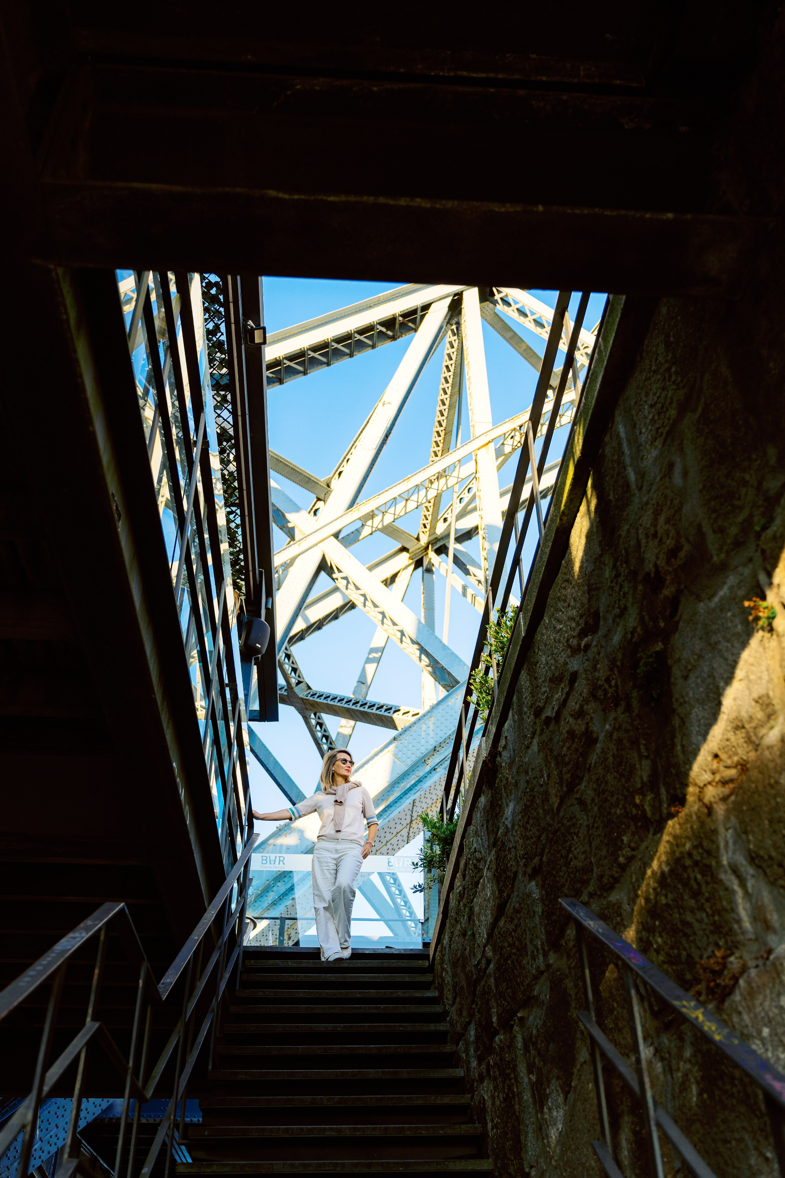 MARIANNA IN PORTO. Photographer in Portugal Polina Gotovaya