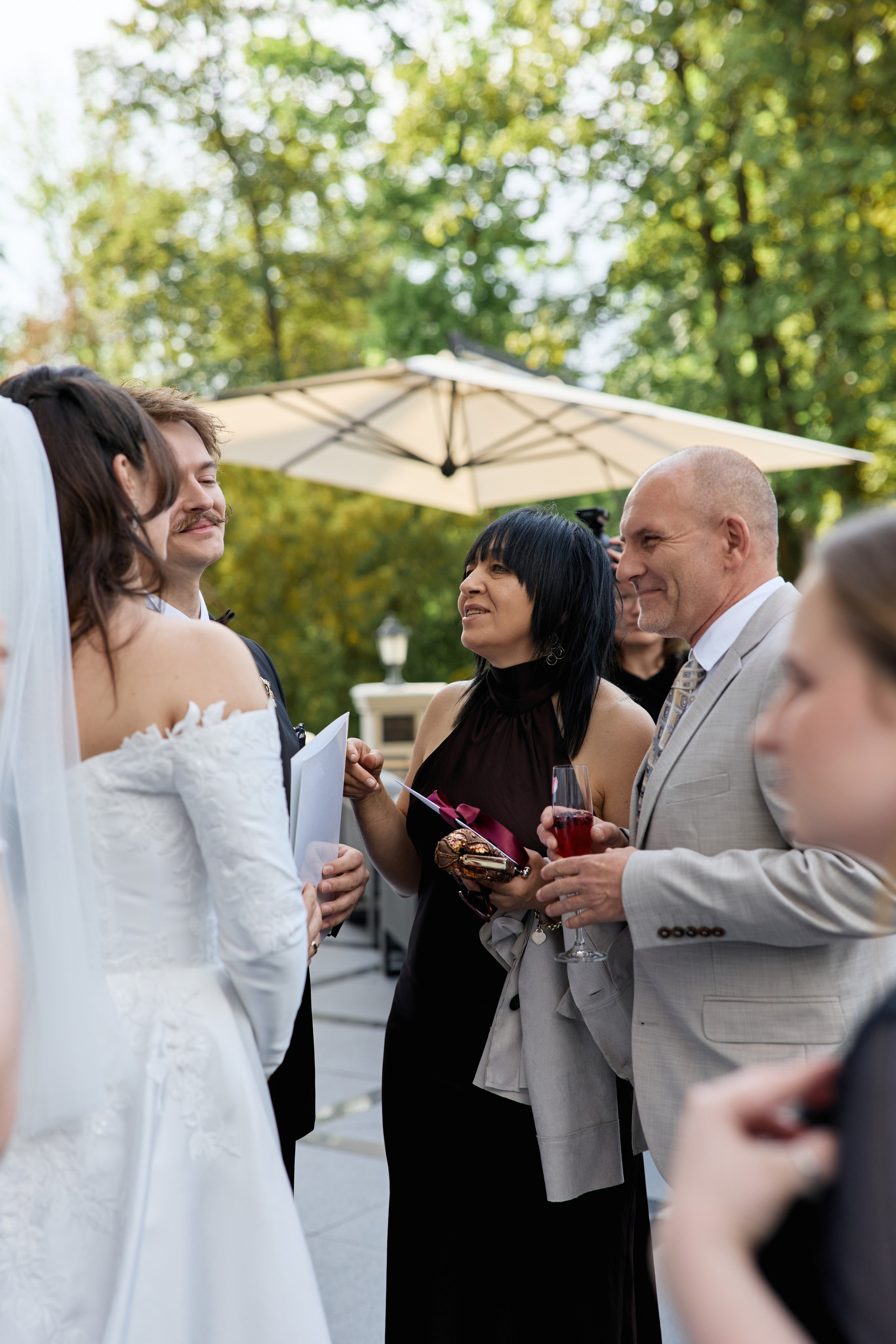 Wiktoria & Kacper. Pałac Goetz. Fotograf ślubny i rodzinny w Krakowie Yana Klymova