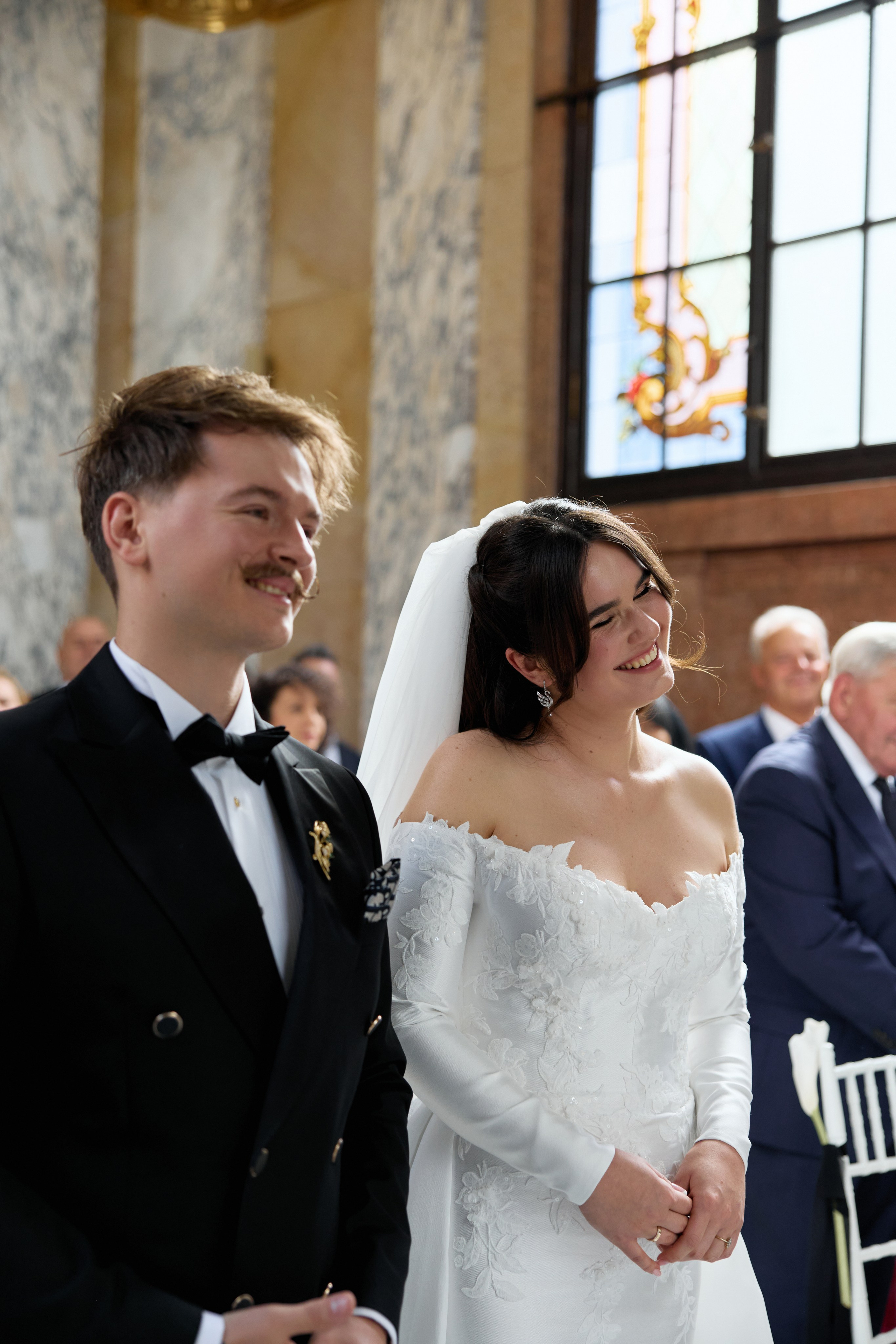 Wiktoria & Kacper. Pałac Goetz. Fotograf ślubny i rodzinny w Krakowie Yana Klymova
