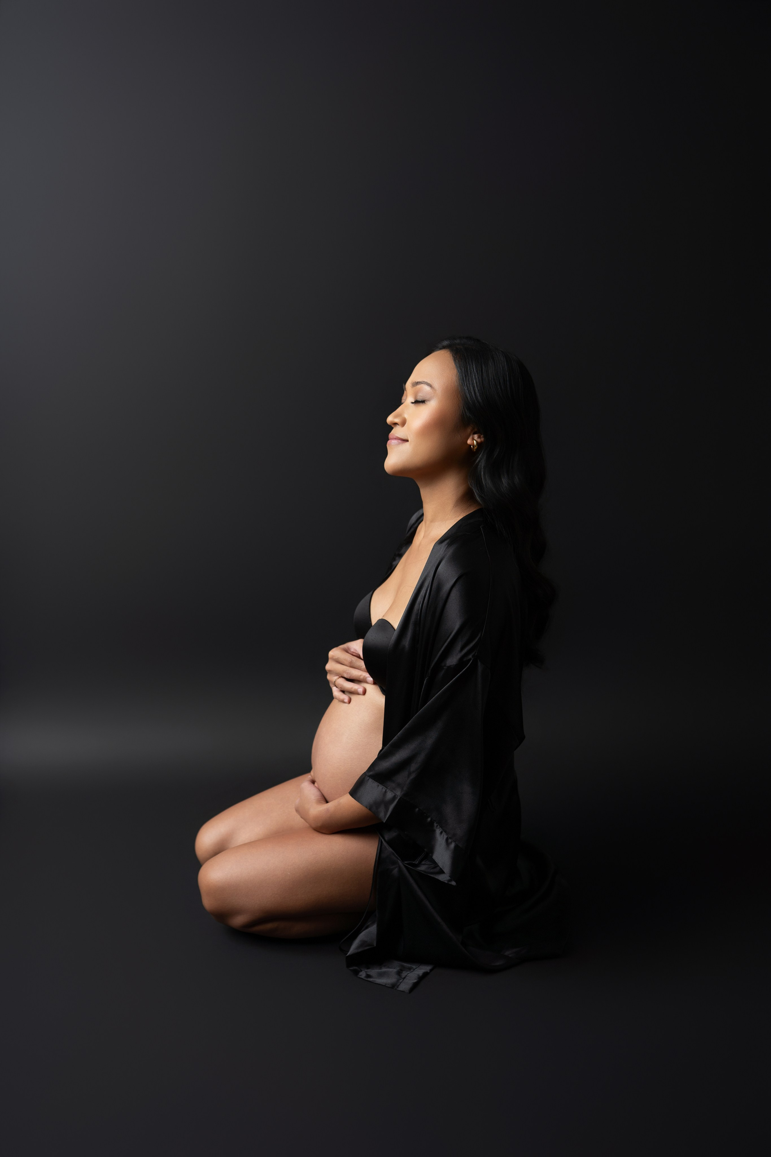 Maternity Studio. Maternity, family and newborn photography in San Francisco Bay Area