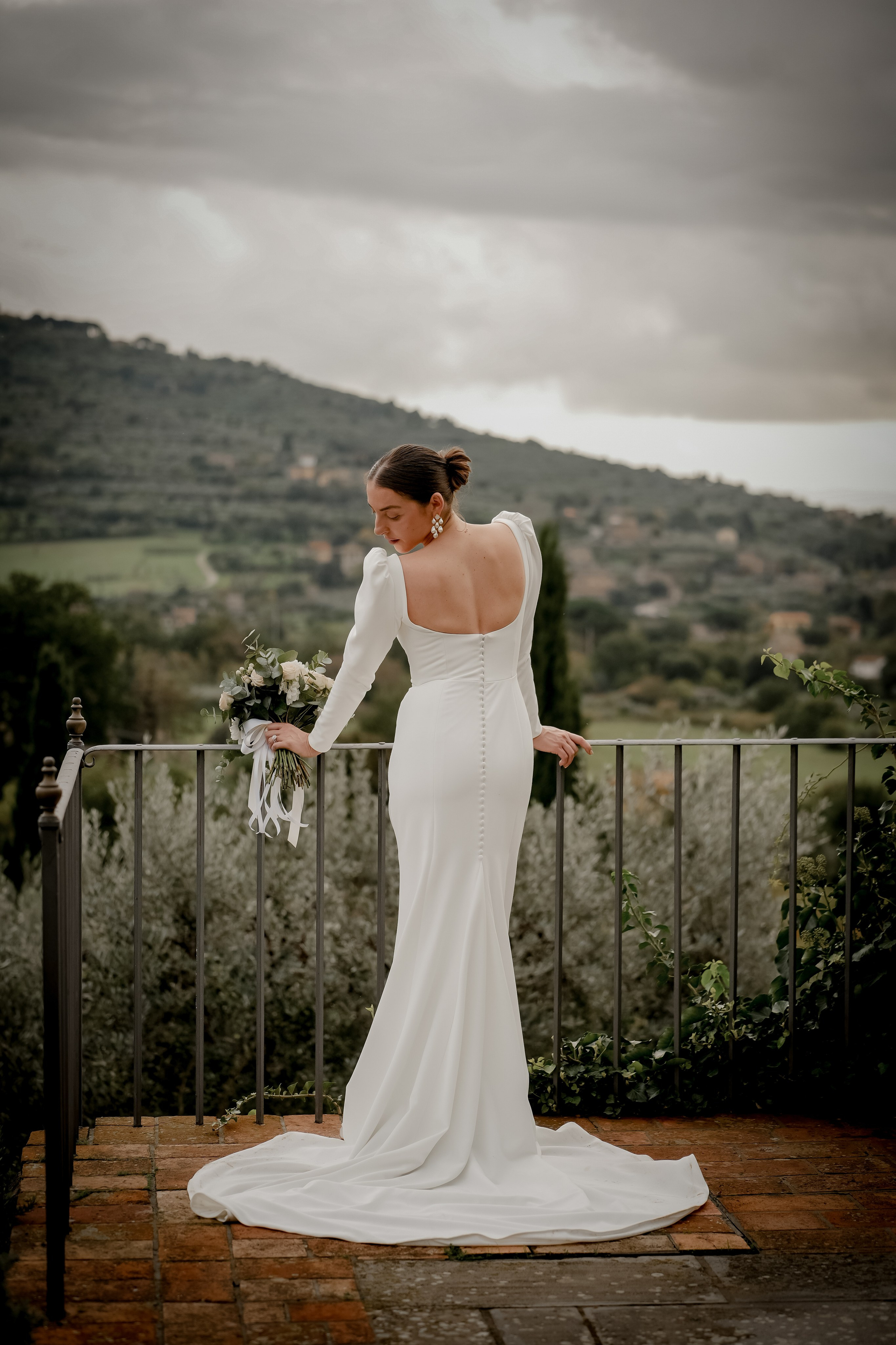Elopment in Cortona. Villa Falconiere. Wedding Photographer in Italy