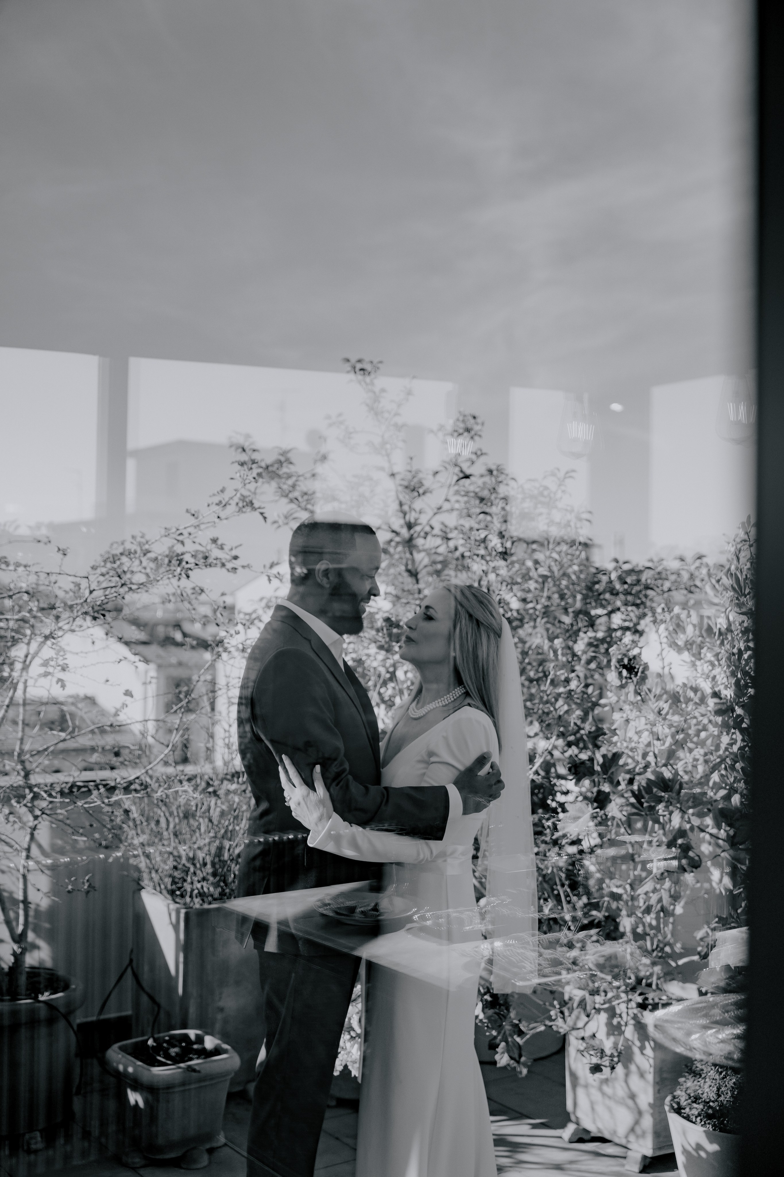 BRIDES. Wedding Photographer in Italy