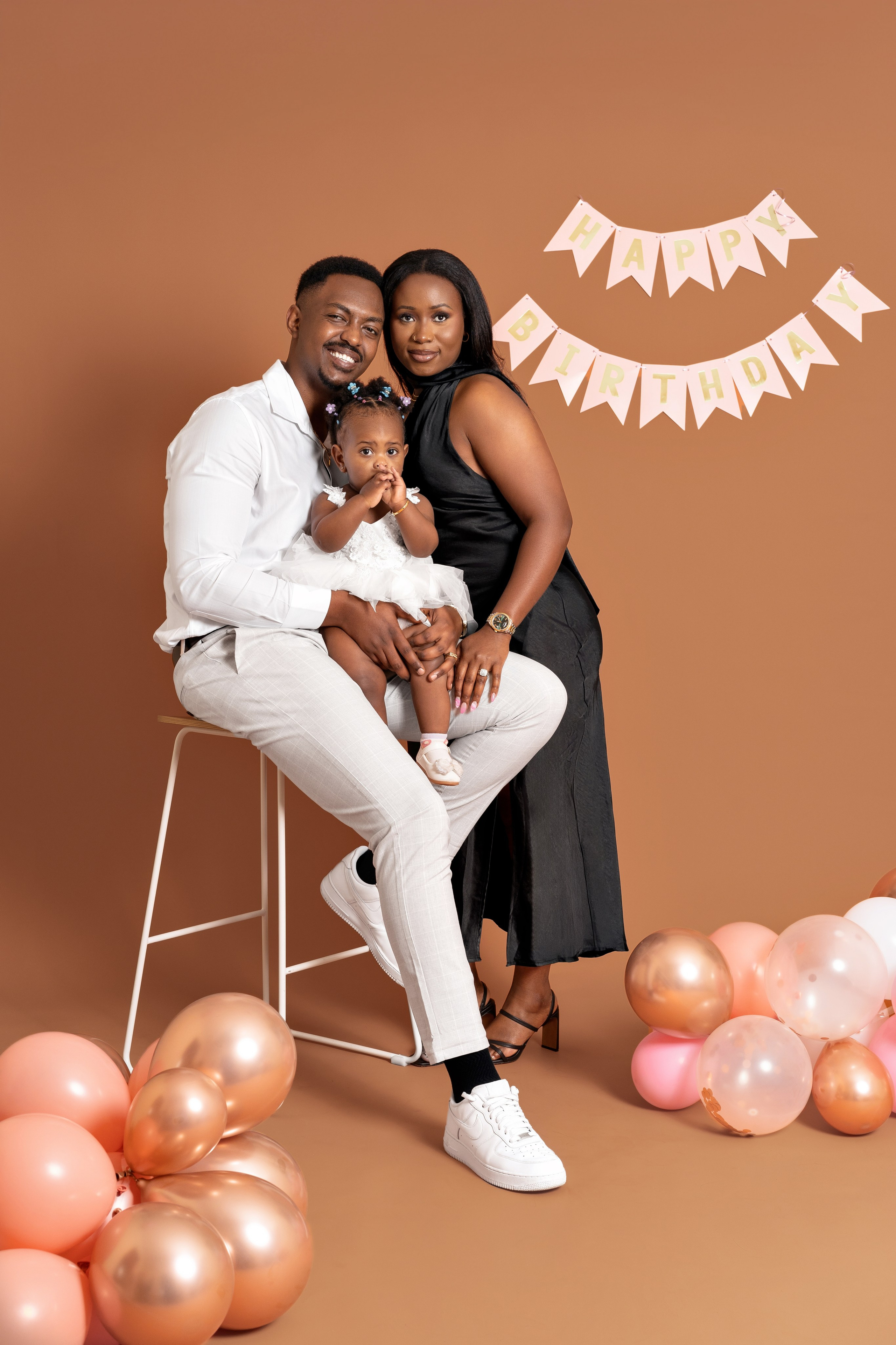 Cake smash Ariel. Welcome!