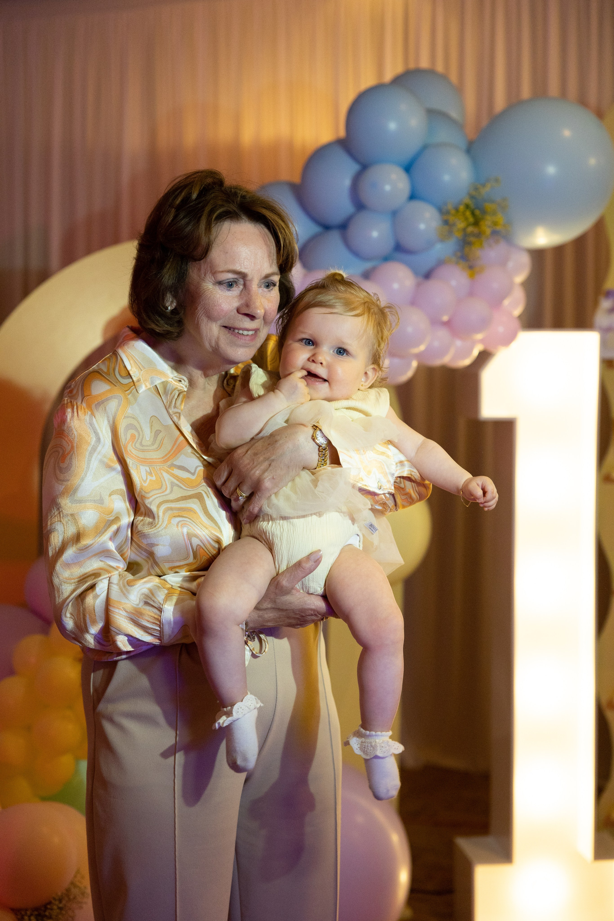 1 st Birthday. Portrait and Family Photographer in Netherlands