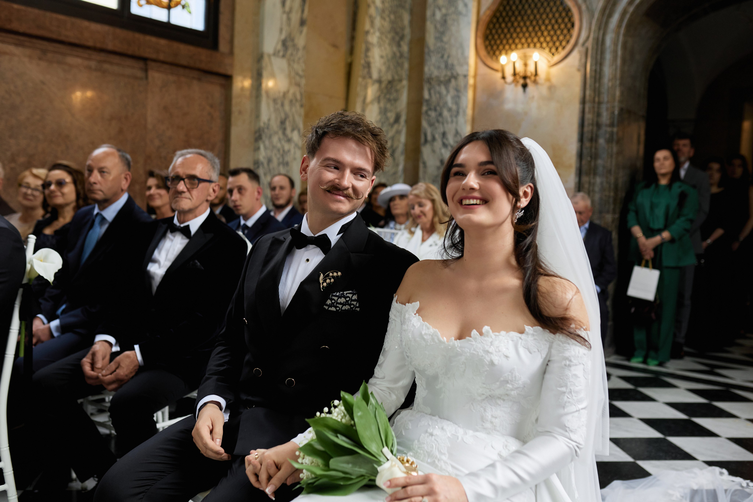 Wiktoria & Kacper. Pałac Goetz. Fotograf ślubny i rodzinny w Krakowie Yana Klymova