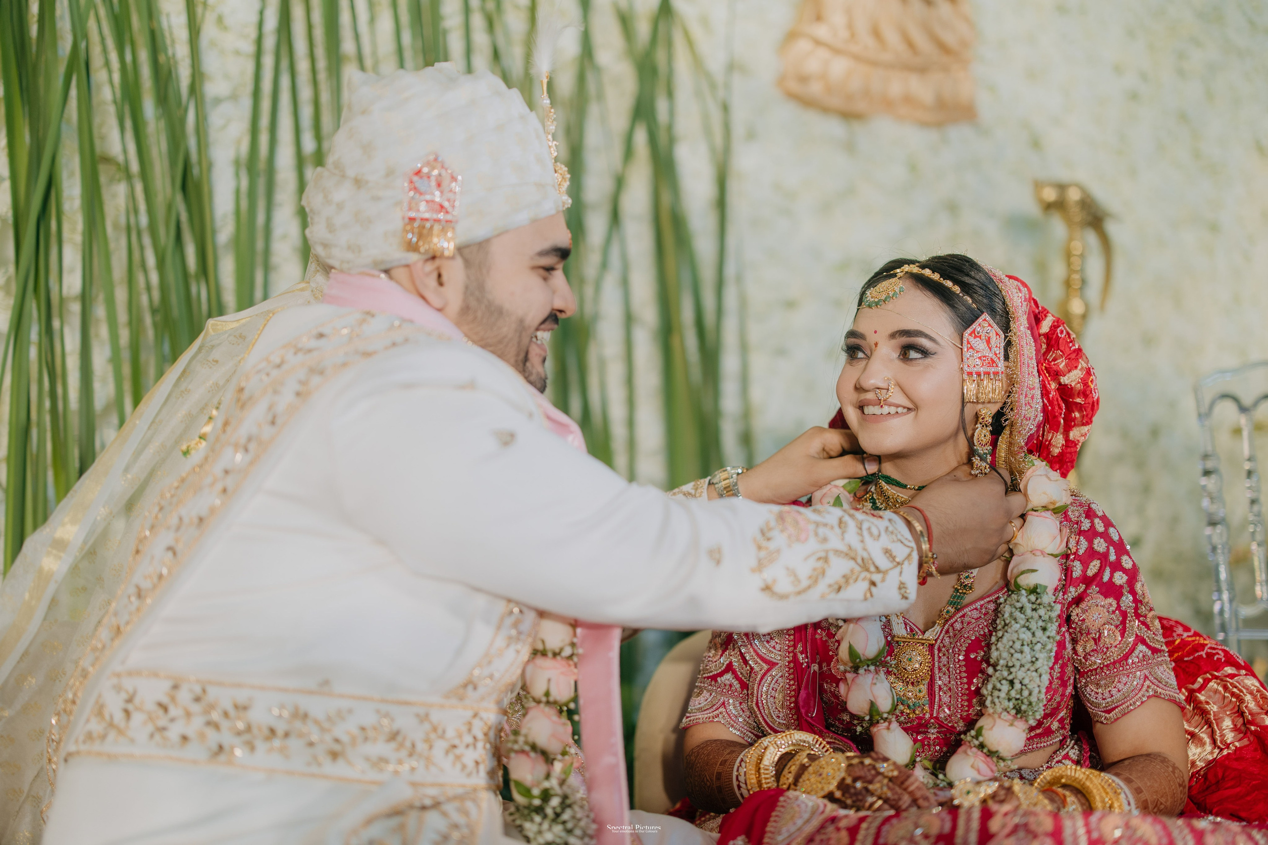 #ADIकीAESHहै