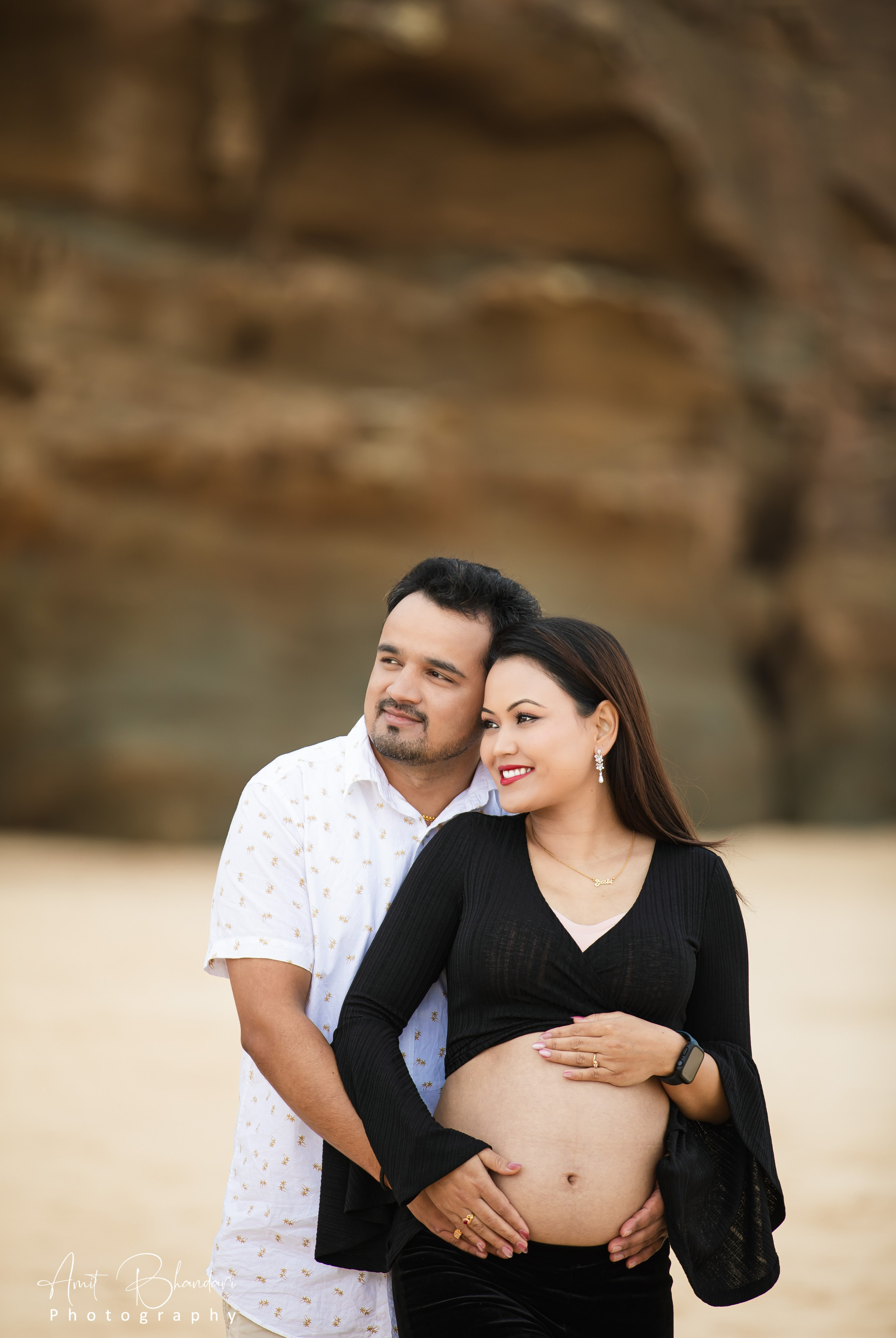 Outdoor Maternity Photoshoot. Freelance Photographer in Newcastle & Central Coast