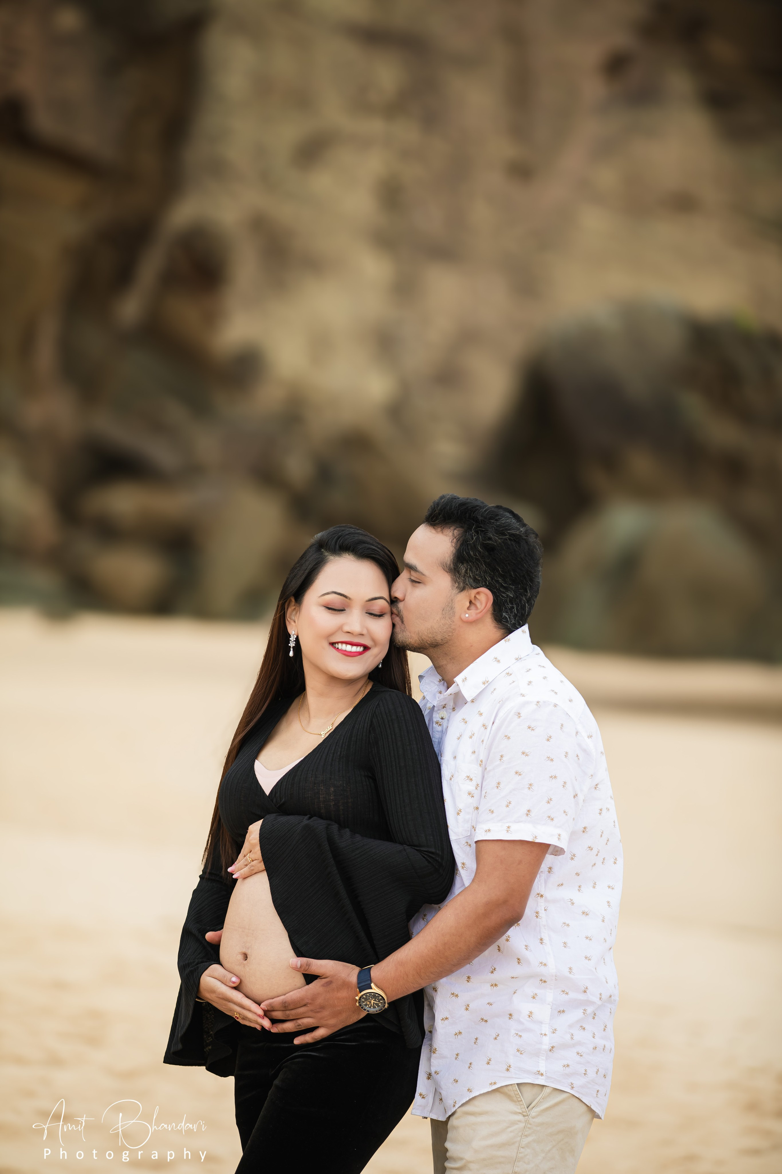 Outdoor Maternity Photoshoot. Freelance Photographer in Newcastle & Central Coast