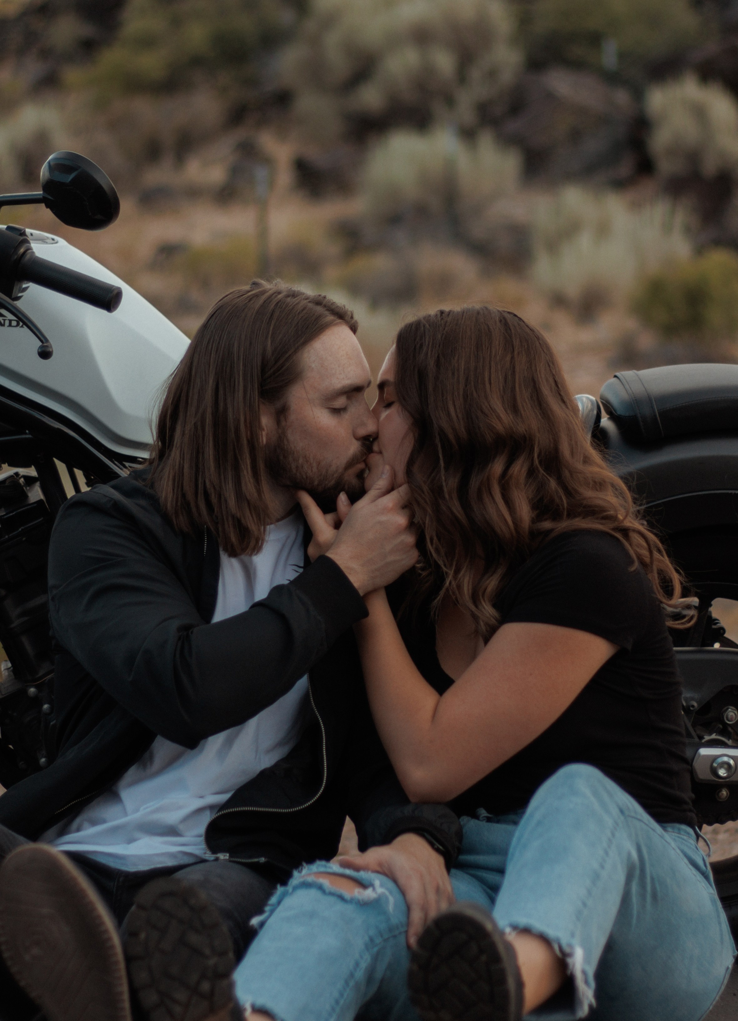 Edgy engagement session in Snow Canyon, Utah. Portrait and couples photographer in Florida, Valeriia Honcharova