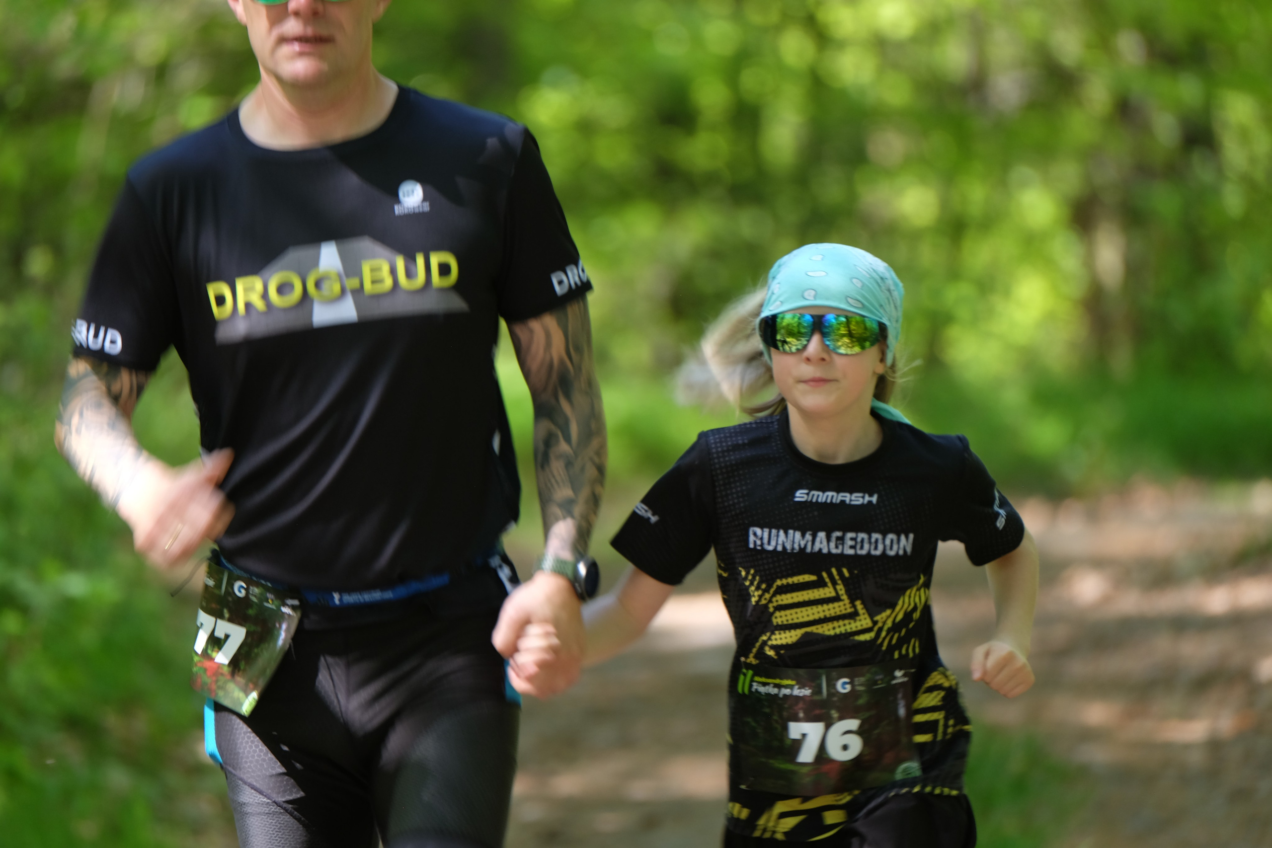 Aleksandryjska Piątka po lesie. Main