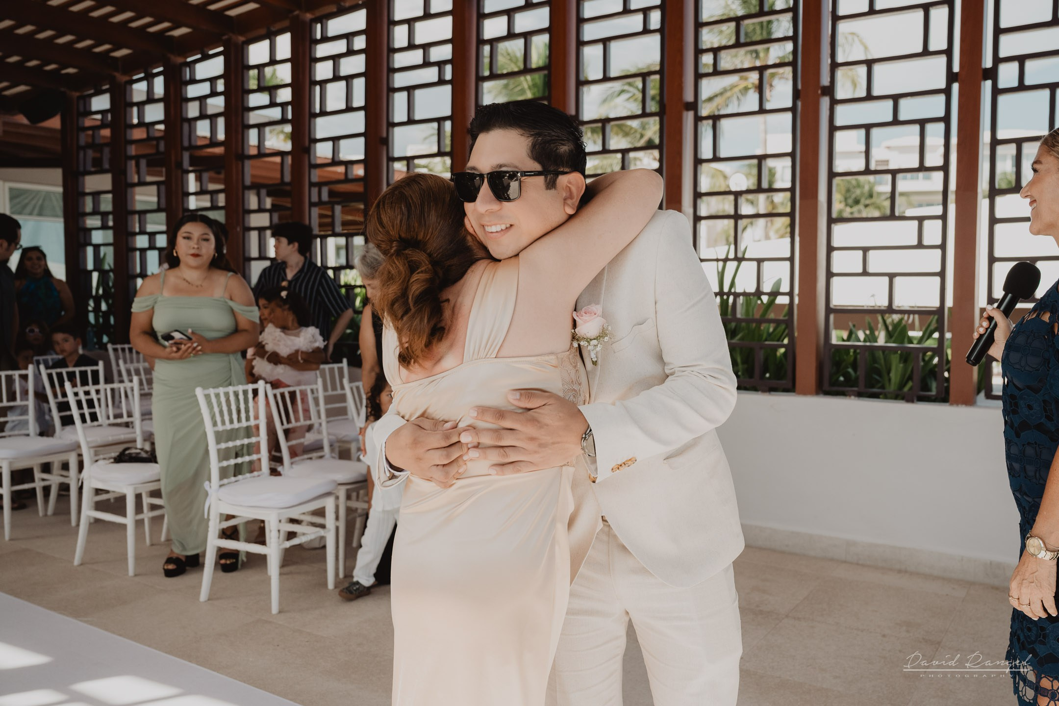 Destination Wedding in the Riviera Maya. Destination wedding photographer based in Cancun and Riviera Maya with service worldwide