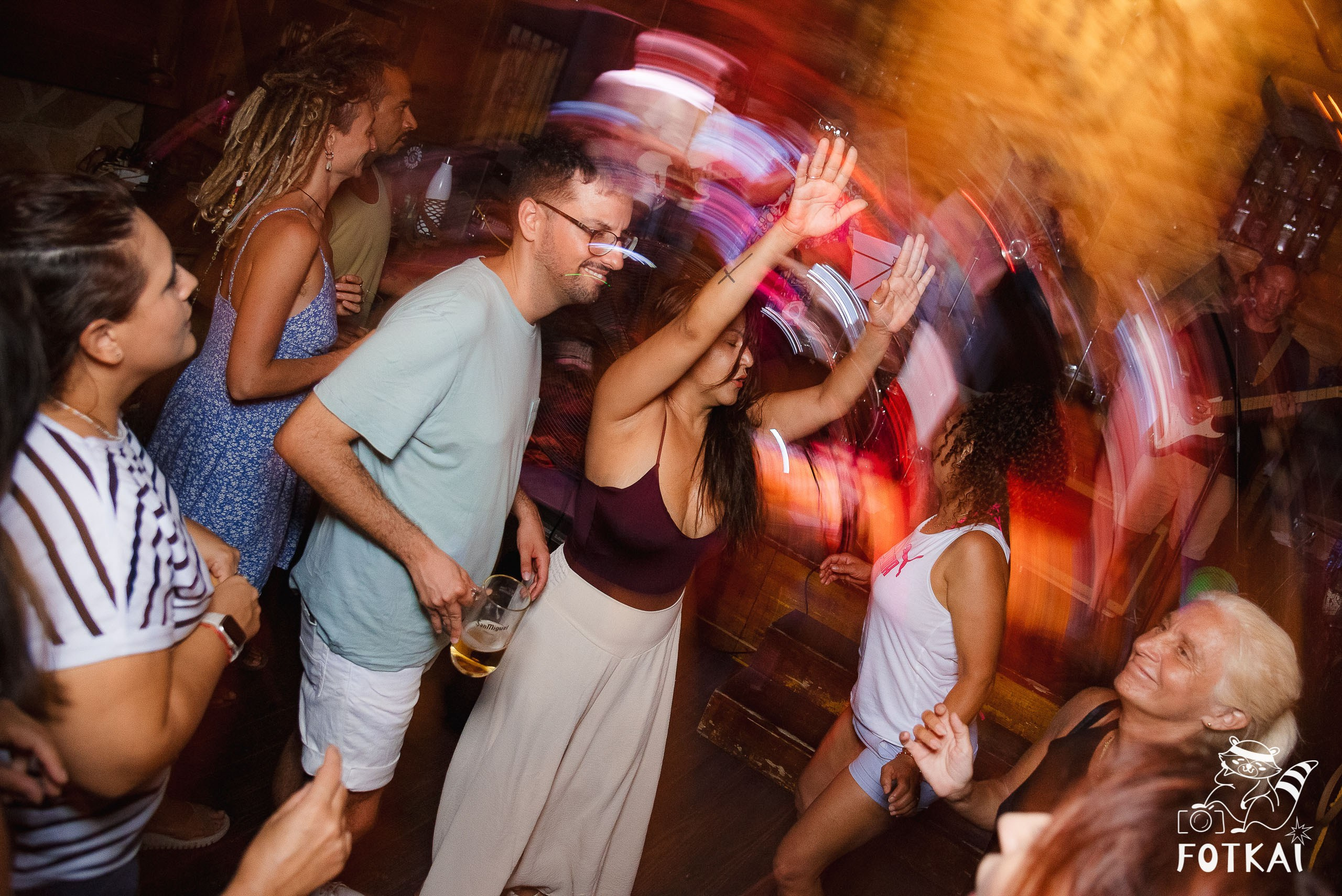 Los Ekilibristas en El Paso Rock Bar Torrevieja: Reportaje fotográfico 16.08.25 | FOTKAI