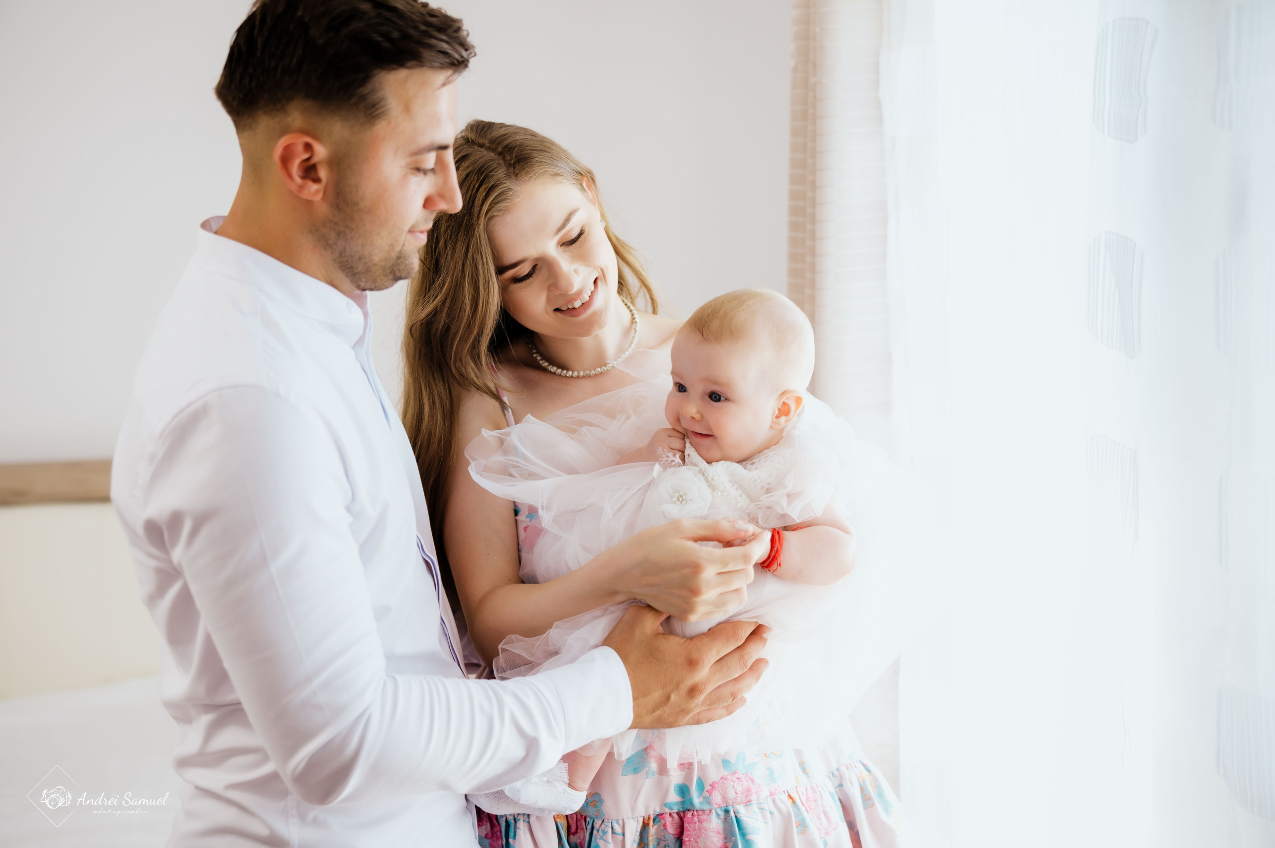 Anais Ioana. Andrei Samuel – Fotograf București | Evenimente, Studio, Imobiliare, Produs