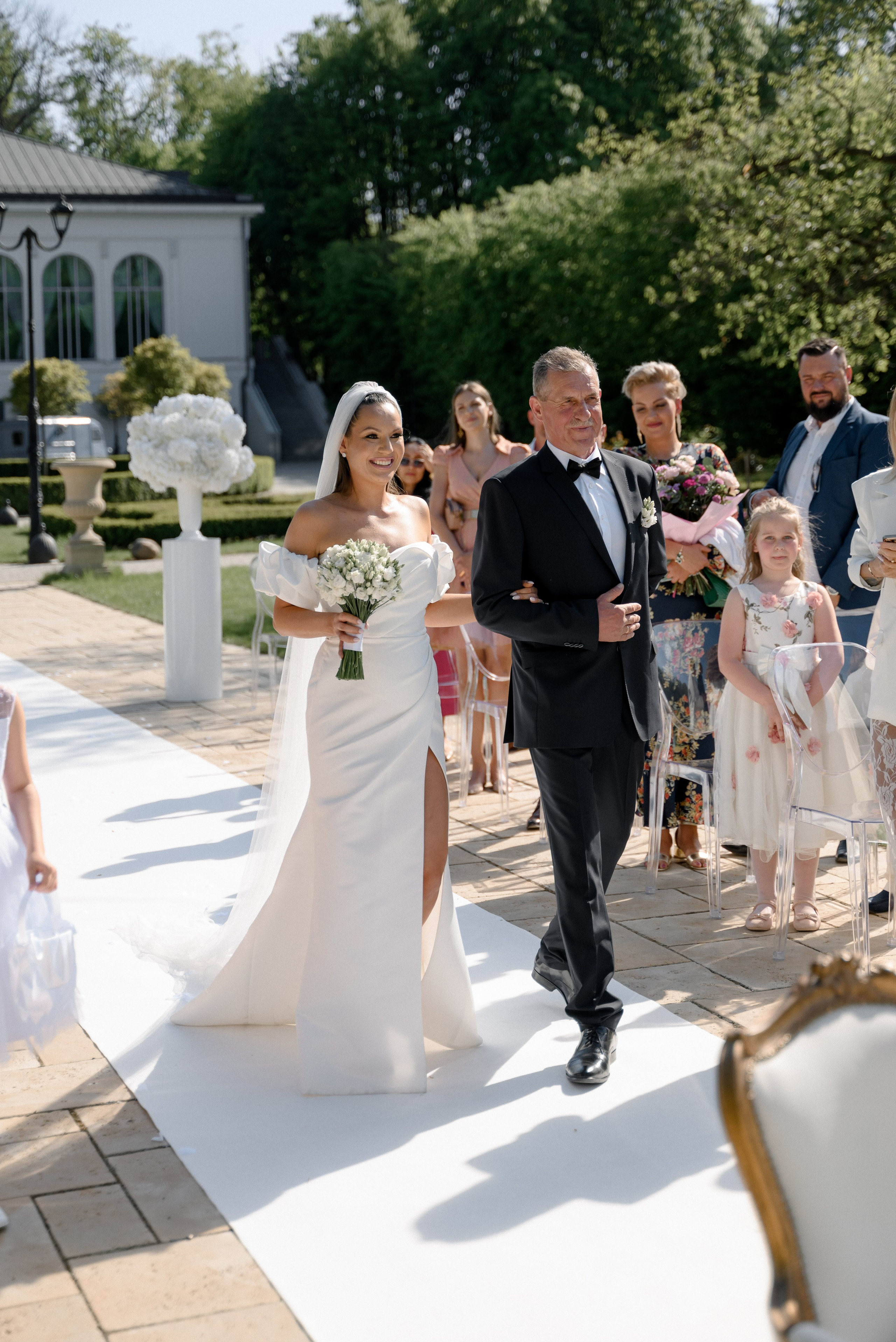 Paula i Marcin wesele w Pałacu Mała wieś 30.04.2024. Wedding photographer Warsaw and Europe