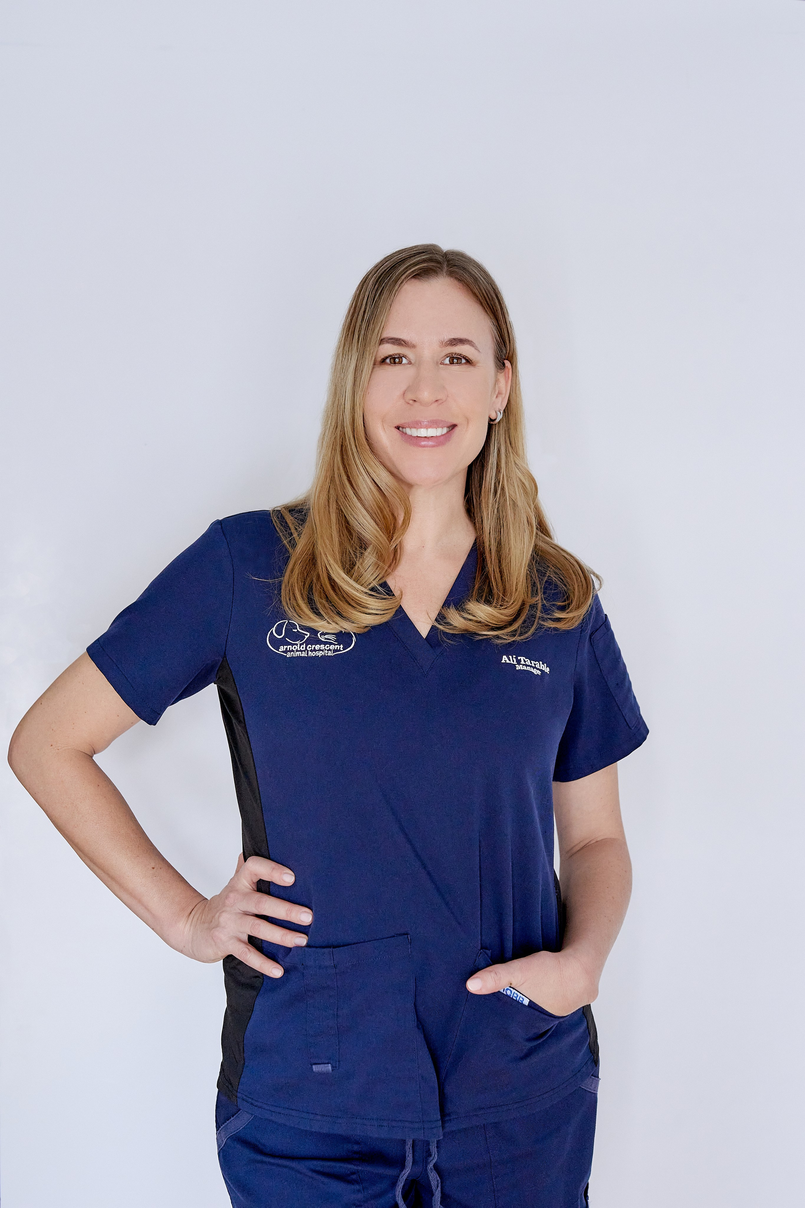 New Tecumseth Headshot Photographer. Portrait and Personal Brand Photographer in Simcoe County, Ontario, Bobbi-jo Stuart