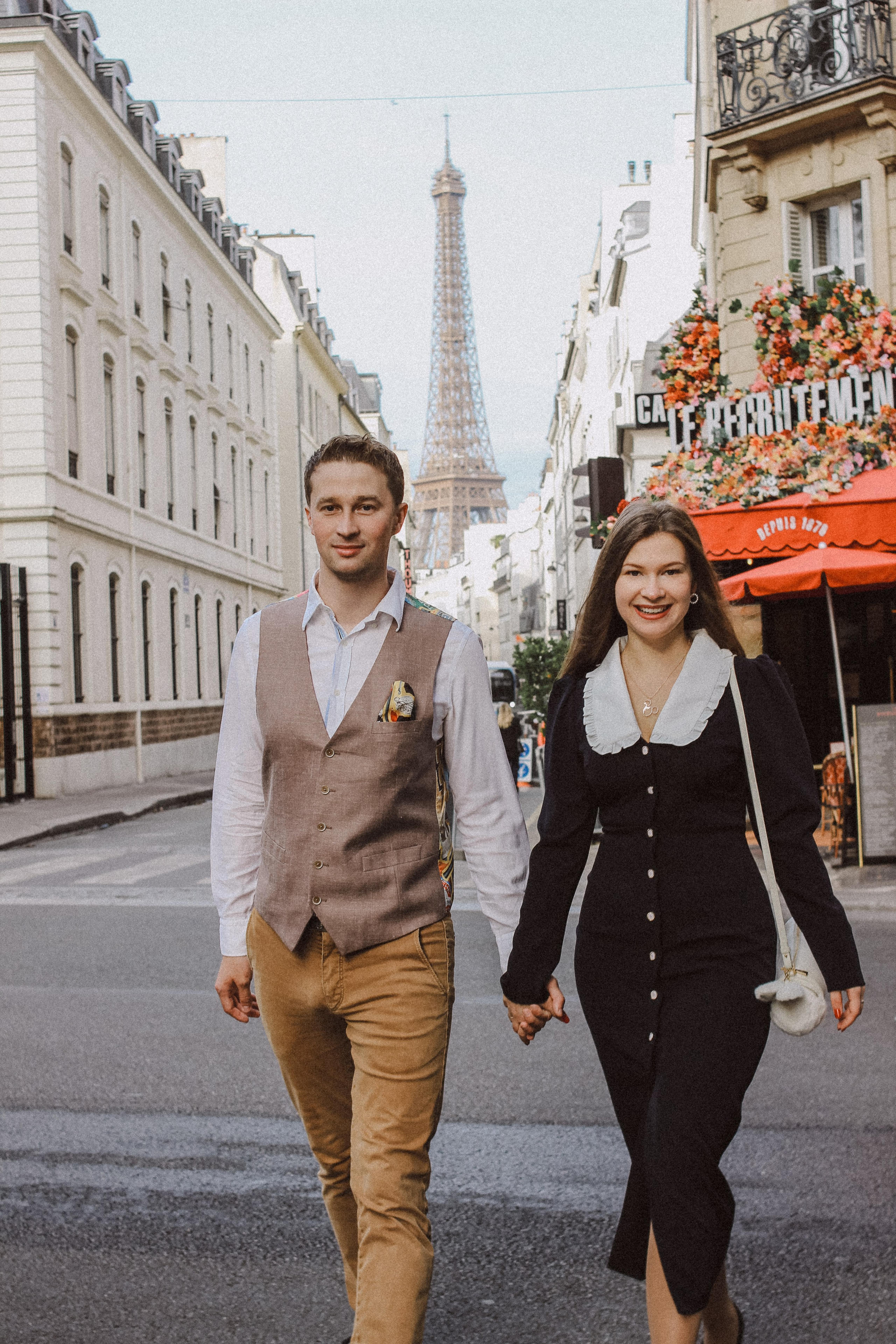 Love Story фотосессия Марина и Александр в Париже | Vlada Photo Art. Фотограф в Париже