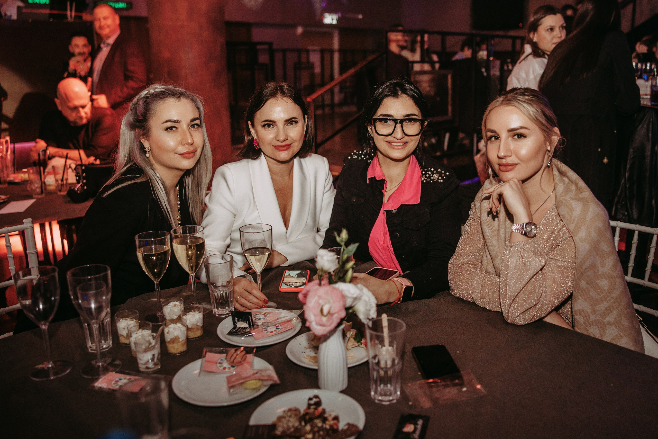 First BLOGGER HOUSE — Reportage. George TLV — Professional photographer and retoucher in Israel