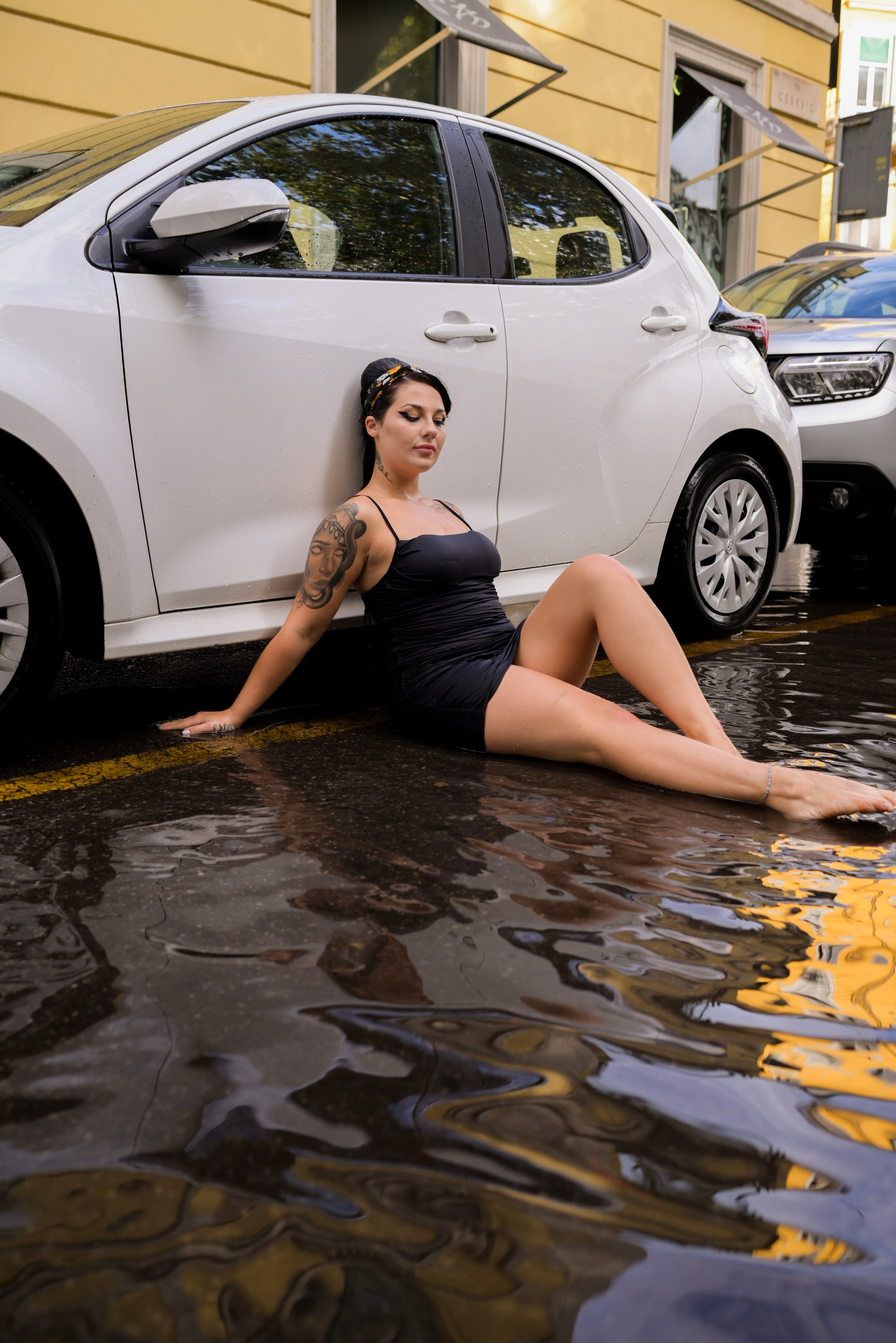 Scatti per far andare l’acqua di traverso all’ex