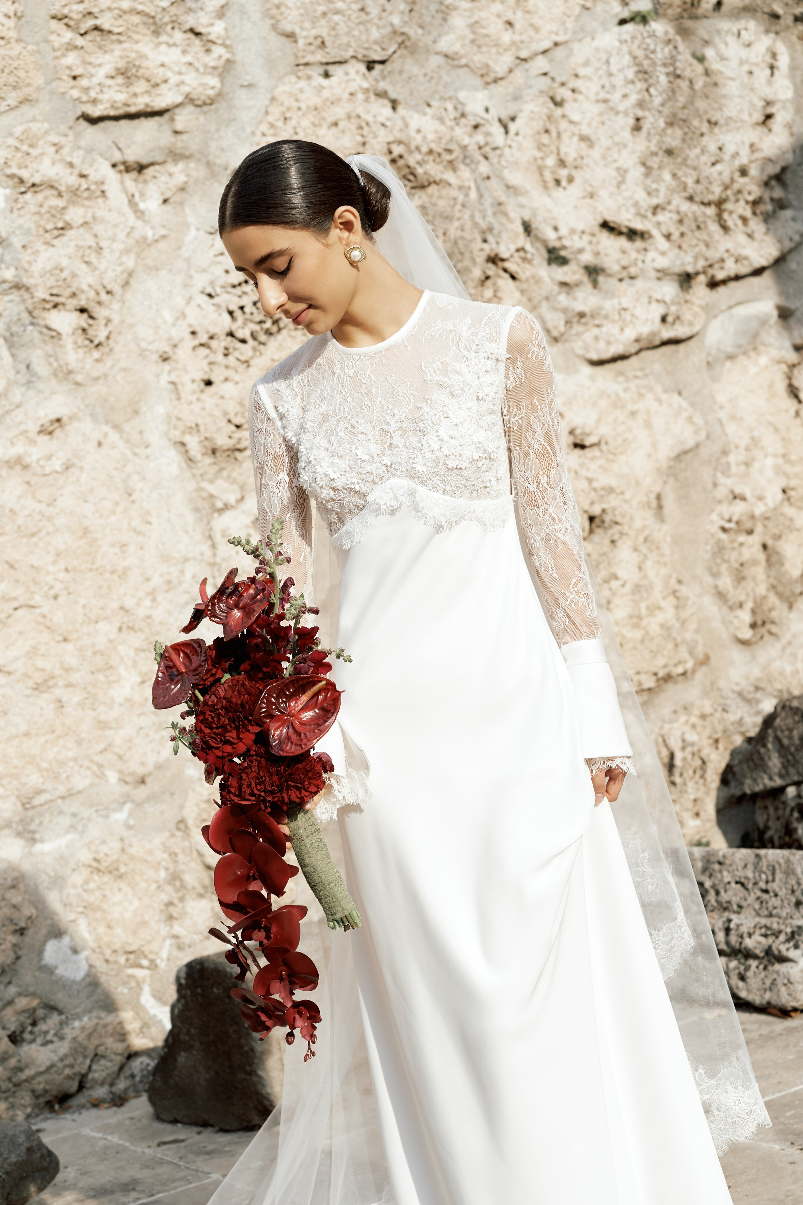 Emotional wedding moment captured during an Armenian ceremony